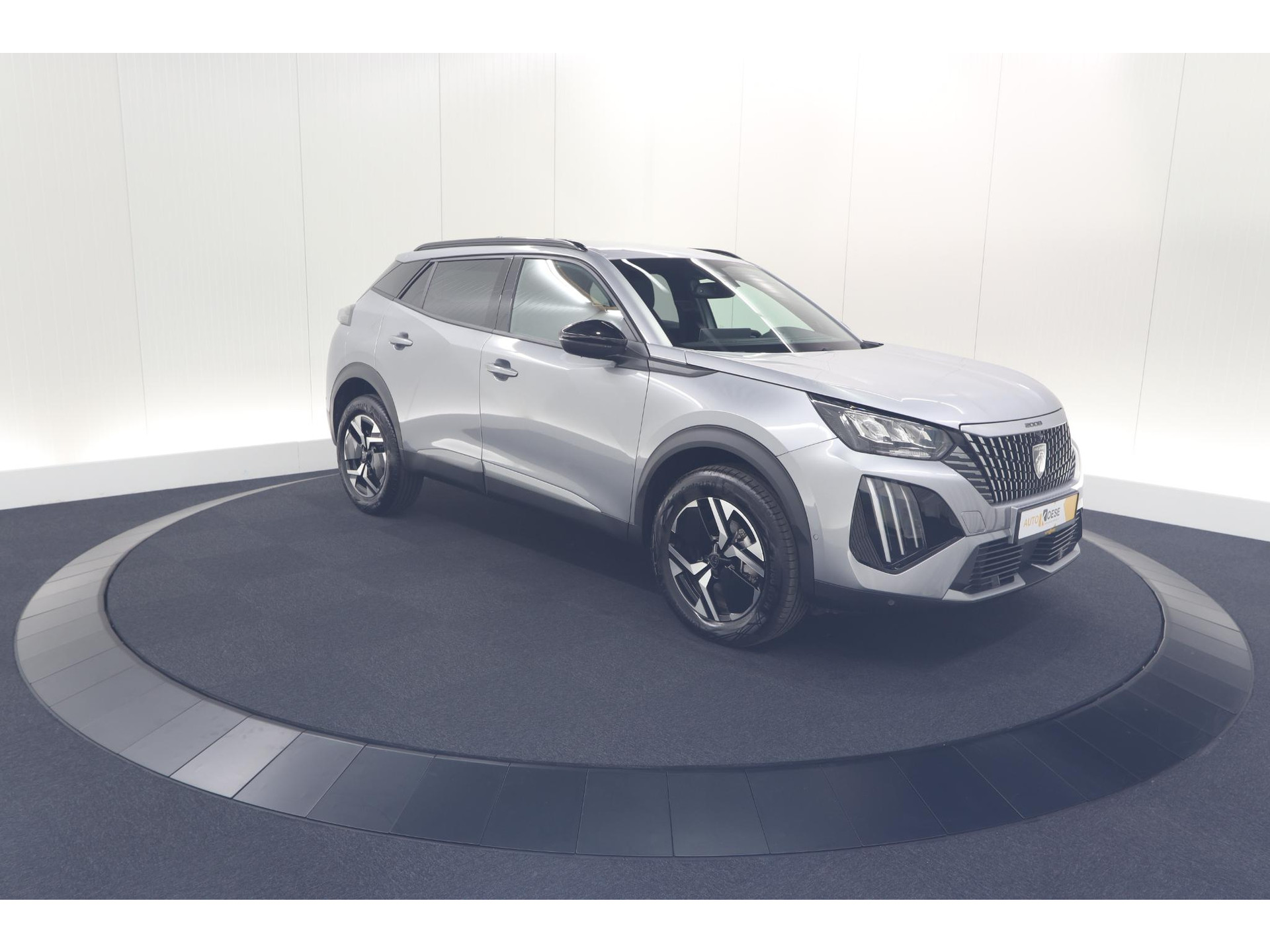 Peugeot 2008 1.2 Hybrid 145 Allure | 360 Camera | Adaptieve Cruise Control | Dodehoekdetectie | Apple Carplay