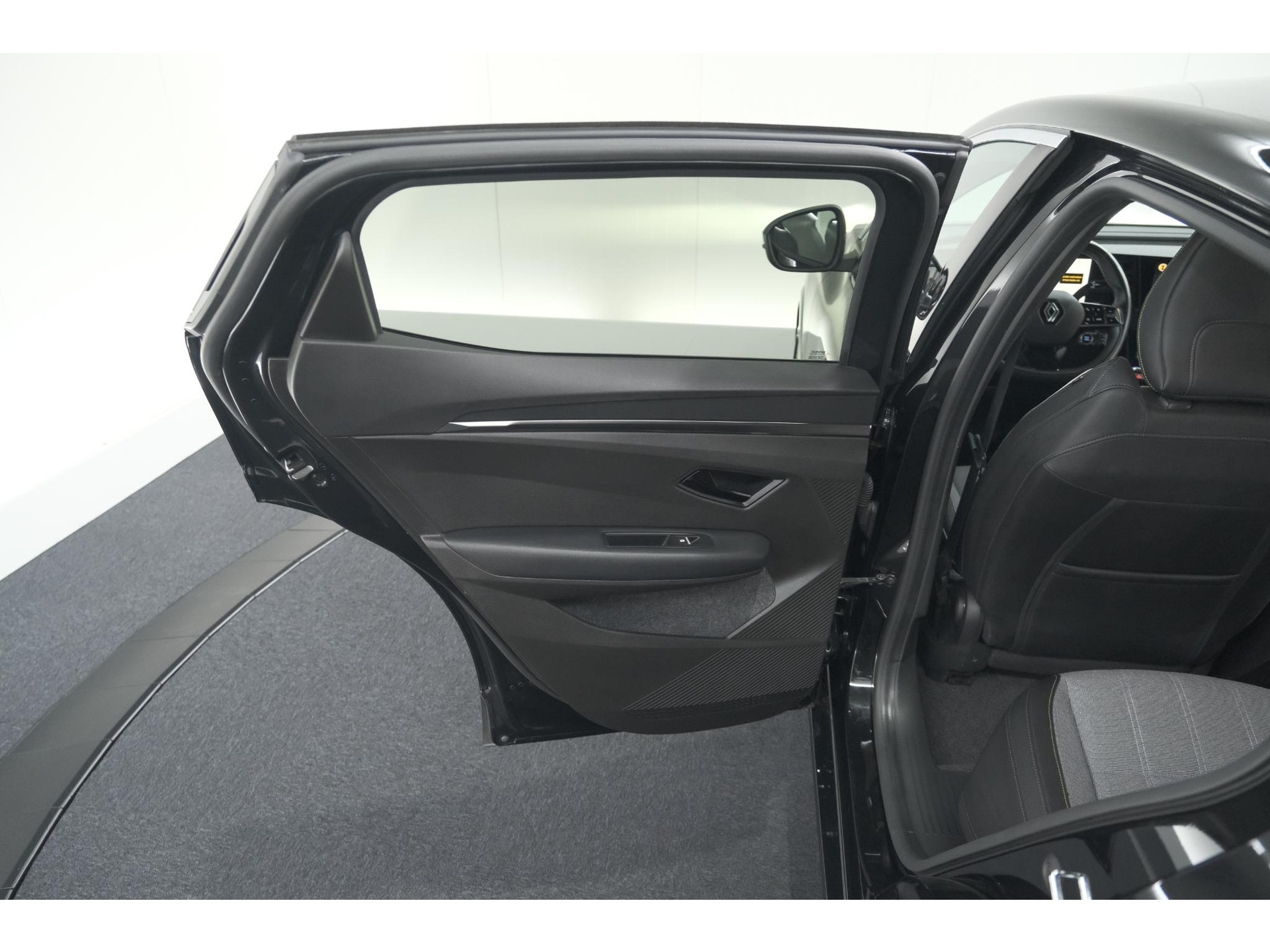 Renault Megane E-Tech EV60 Charge 220 Techno | Camera | Pack Winter | Adaptieve Cruise Control