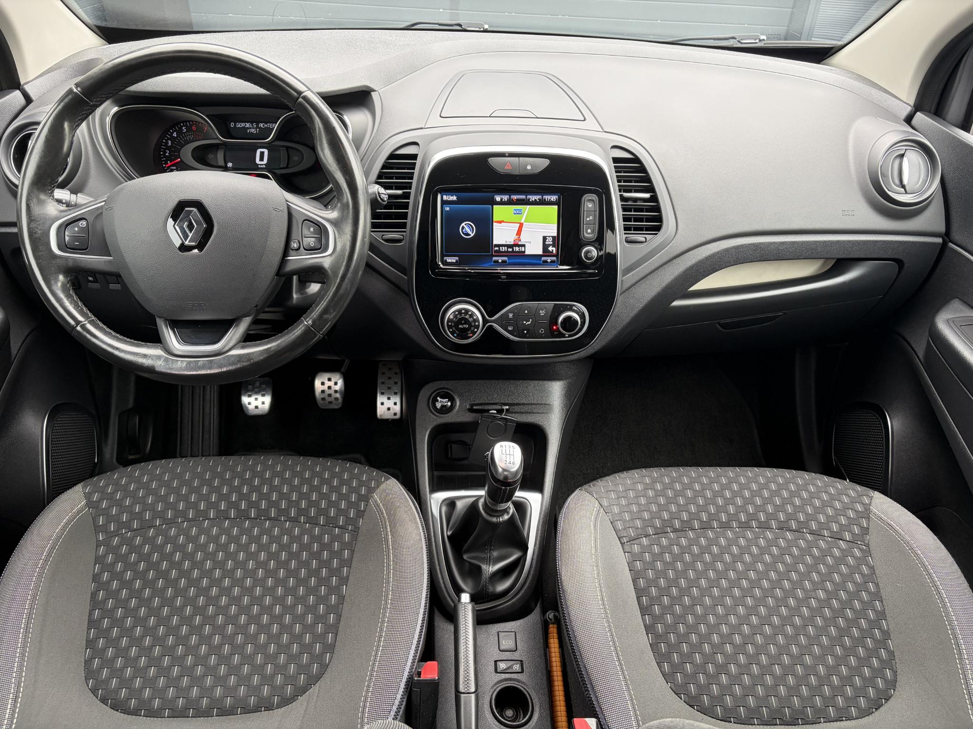 Renault Captur 1.2 TCe Intens 120pk,1e Eigenaar,Camera,Trekhaak,Carplay,Pdc,Clima,Cruise,Dealer Onderhouden,6 Bak,Lm velgen,Dodehoek,N.A.P,Apk tot 10-2027
