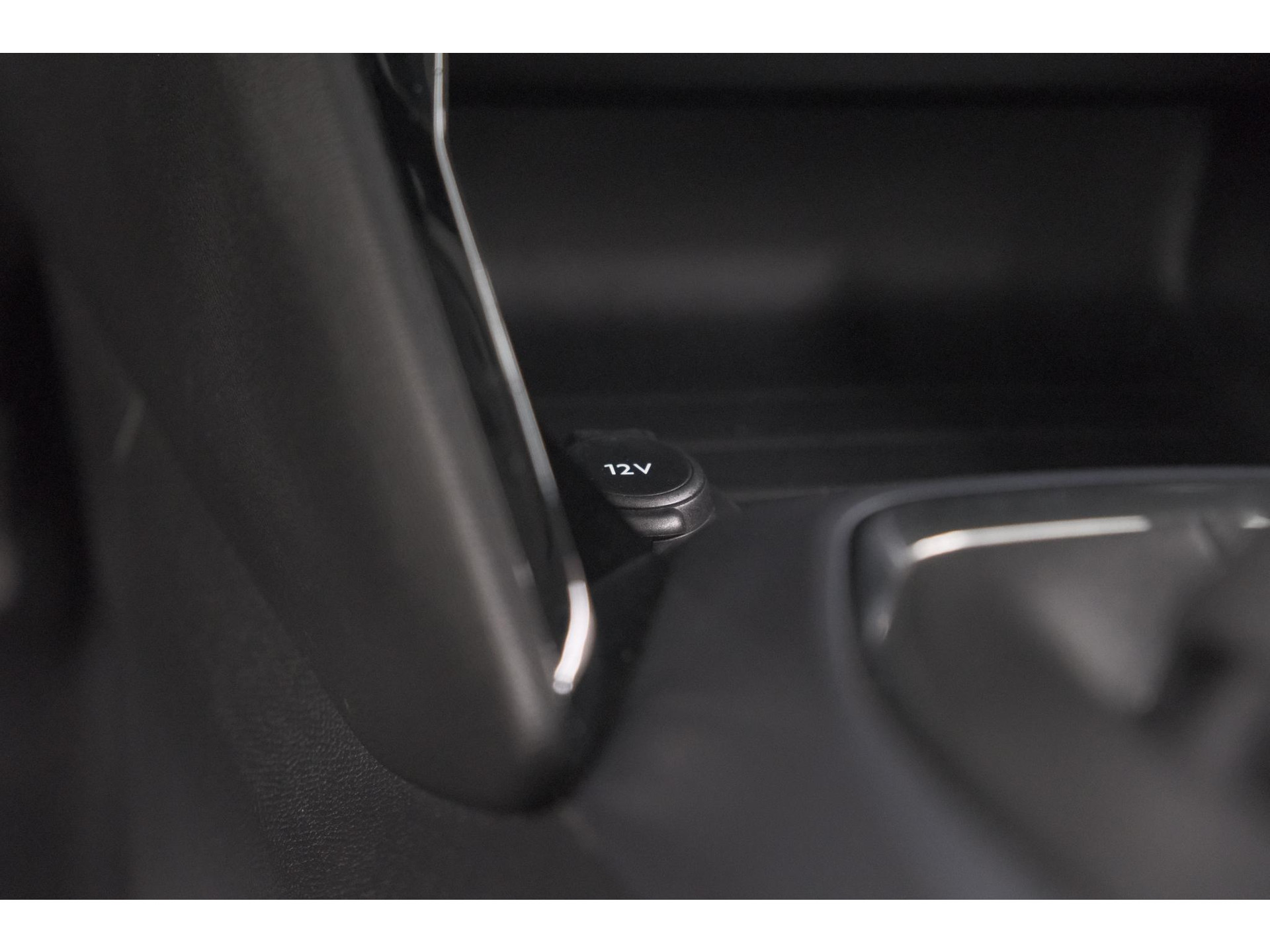 Peugeot 2008 PureTech 130 Blue Lease Allure | Camera | Apple Carplay | Parkeersensoren | Climate Control