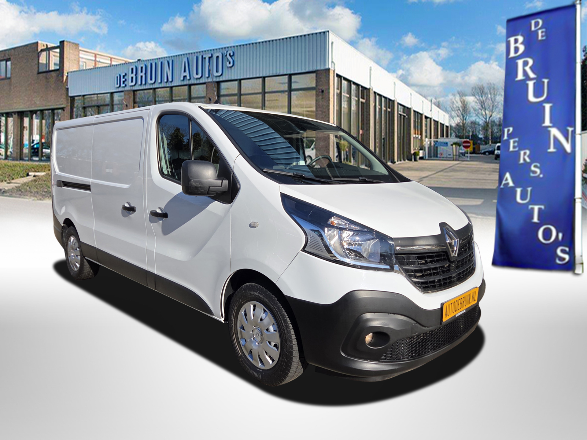 Renault Trafic 2.0 dCi 120Pk /88kw  L2 Airco  Parkeersensor Trekhaak Business