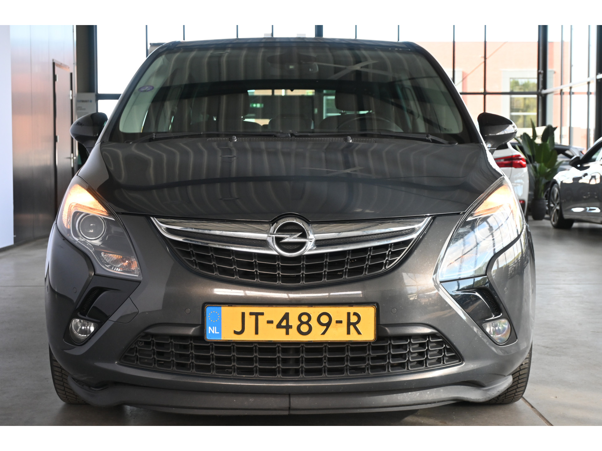 Opel Zafira Tourer 1.4 Edition 7p Clima Cruise control Navigatie PDC Goed Onderhouden! Inruil Mogelijk!