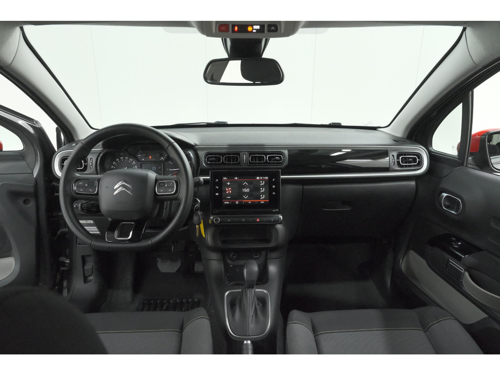 Citroen C3 PureTech 110 EAT6 Business | Trekhaak | Camera | Dodehoekdetectie | Navigatie | Climate Control