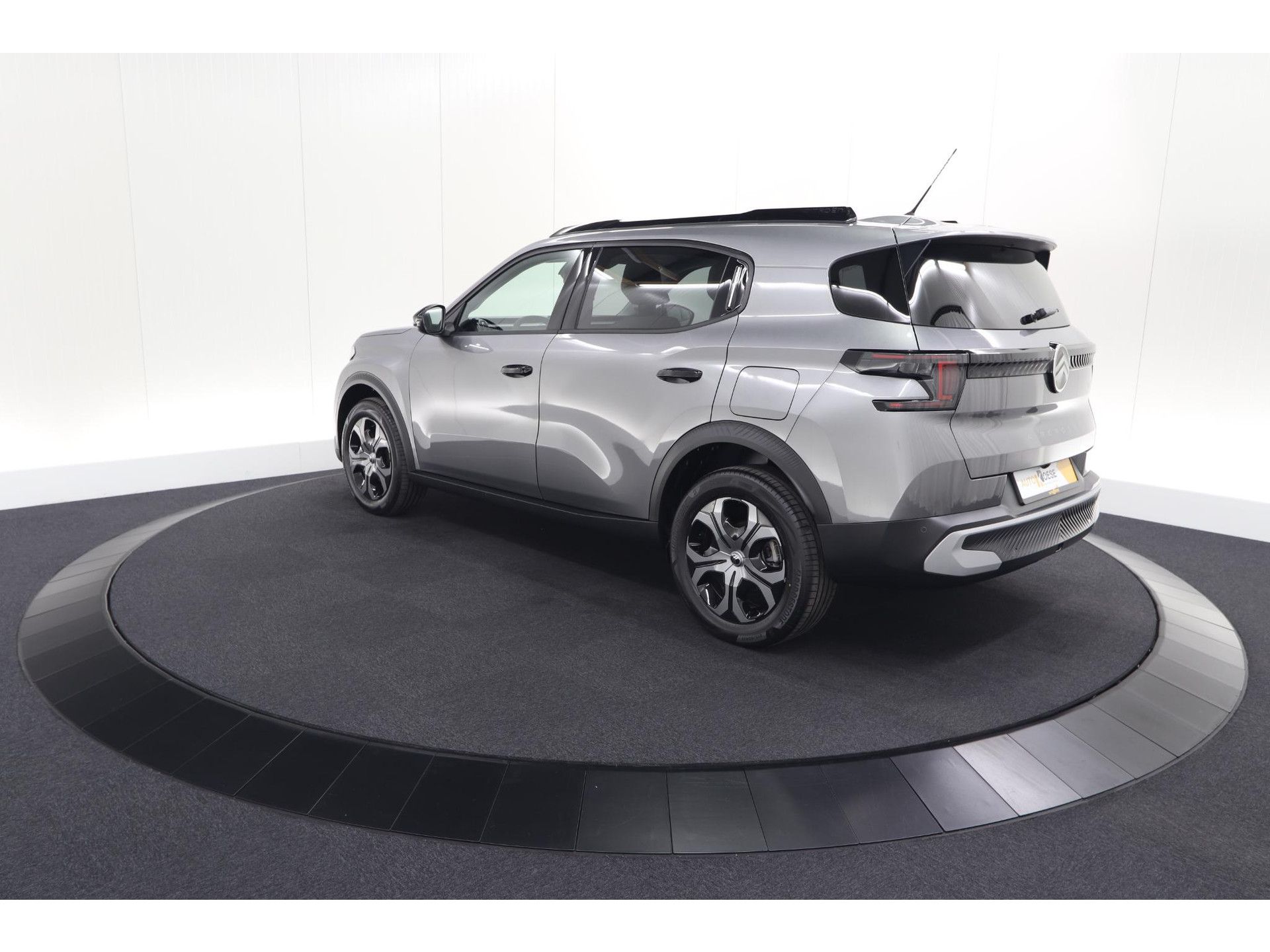 Citroen Ë-C3 Aircross Plus 113pk Extended Range 54 kWh | 11 KW Lader | Camera | Apple CarPlay | Parkeersensoren