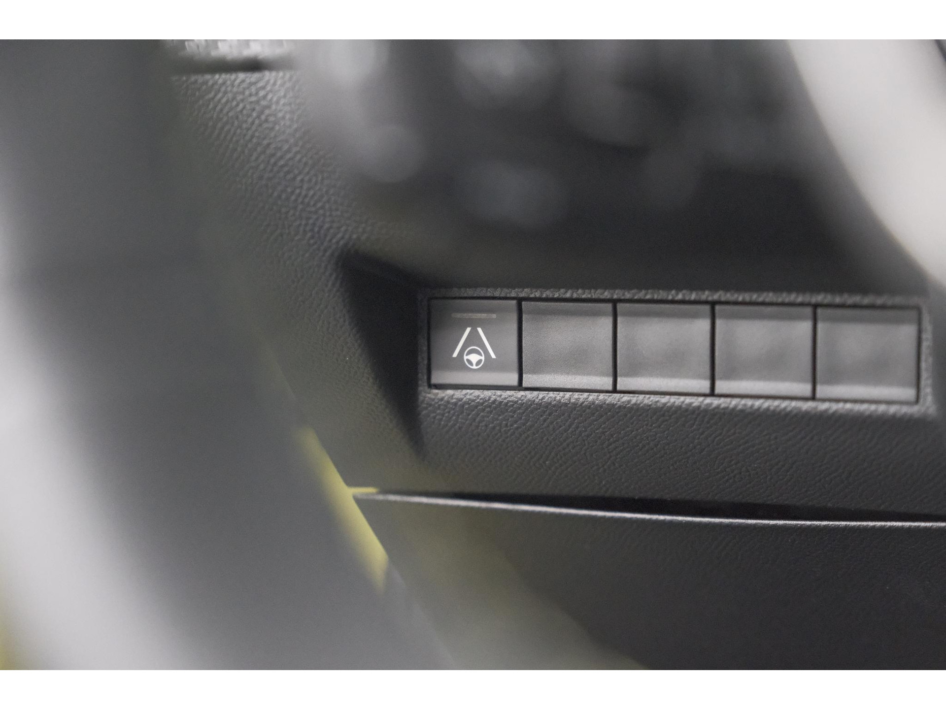 Peugeot e-208 EV GT 51 kWh | 360 Camera | Adaptieve Cruise Control Stop & Go | Alcantara Pakket
