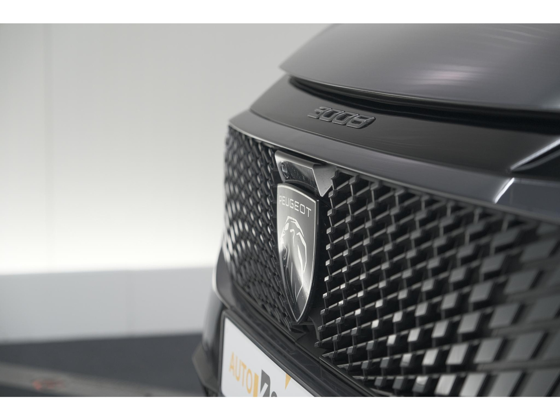 Peugeot 3008 1.2 Hybrid 136 GT | Panoramdak | 360 Camera | Stoelverwarming | Elektrische Kofferklep | Allseason Banden