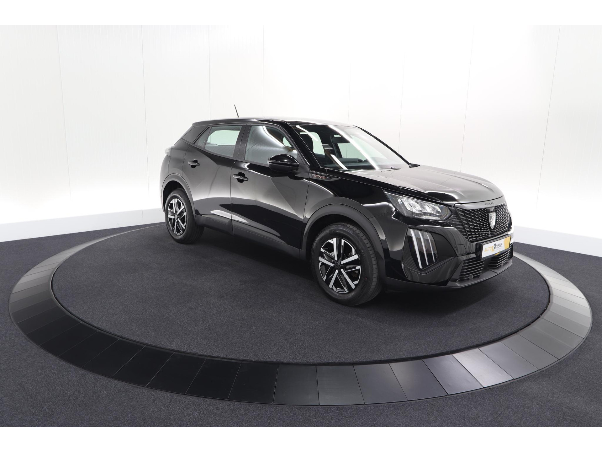 Peugeot 2008 1.2 Hybrid 136 Style | Apple Carplay | Parkeersensoren | Climate control