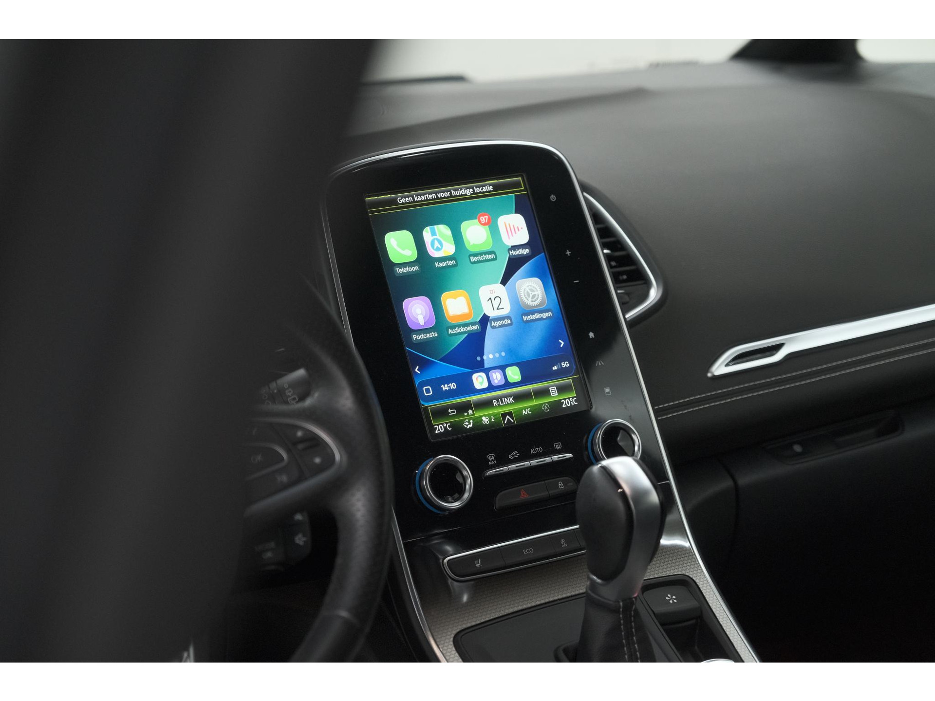 Renault Scénic TCE 160 EDC Black Edition | Trekhaak | Adaptieve Cruise Control | BOSE Premium Audio | Panoramadak