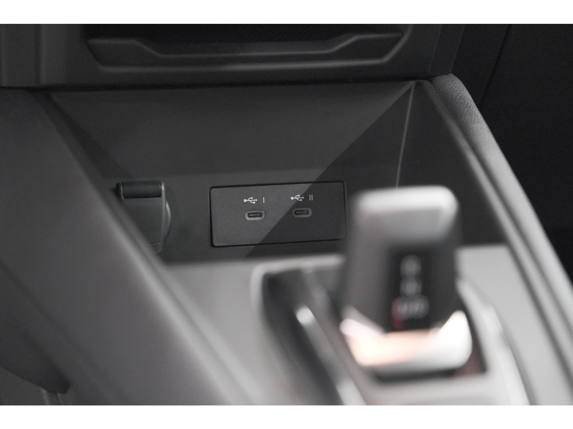 Renault Captur 1.8 E-Tech Full Hybrid 160 Techno | Camera | Adaptieve Cruise Control | Navigatie