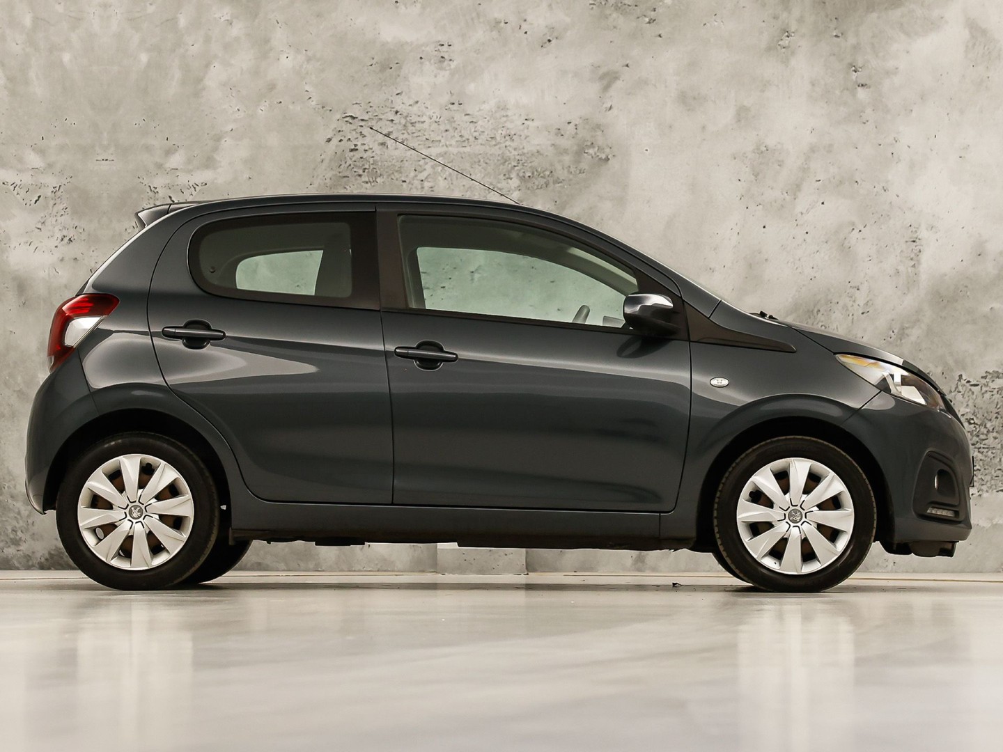 Peugeot 108 1.0 e-VTi Sport (AIRCO, ELEK RAMEN, SPORTSTOELEN, BLUETOOTH, NIEUWSTAAT)