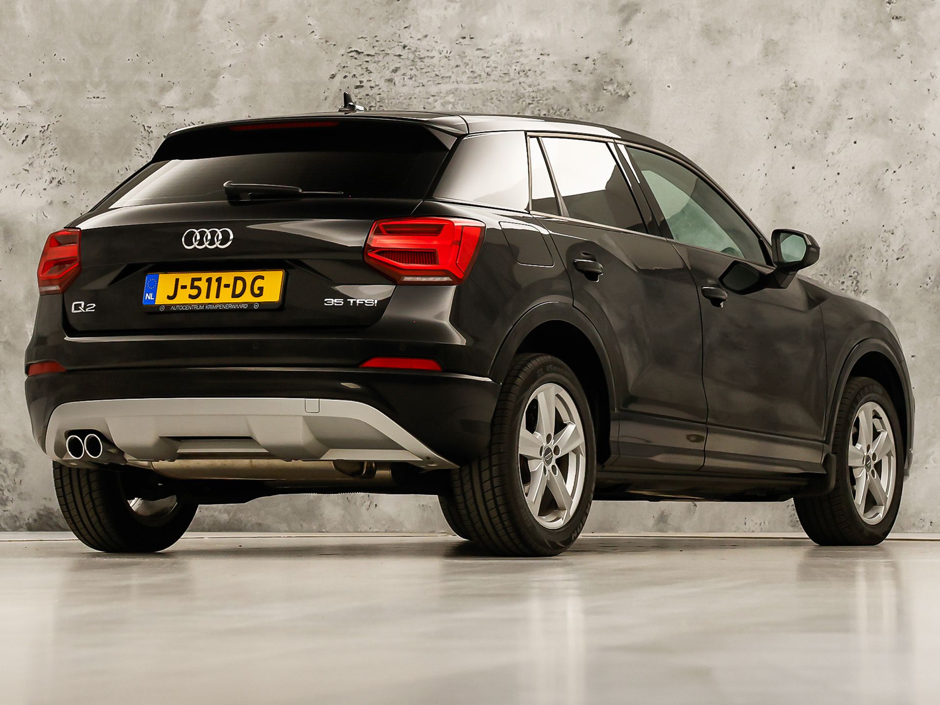 Audi Q2 35 TFSI S-Tronic Sport 150Pk Automaat (VIRTUAL COCKPIT, APPLE CARPLAY, GROOT NAVI, CLIMATE, STOELVERWARMING, SPORTSTOELEN, GETINT GLAS, PARKEERSENSOREN, CRUISE, NIEUWSTAAT)