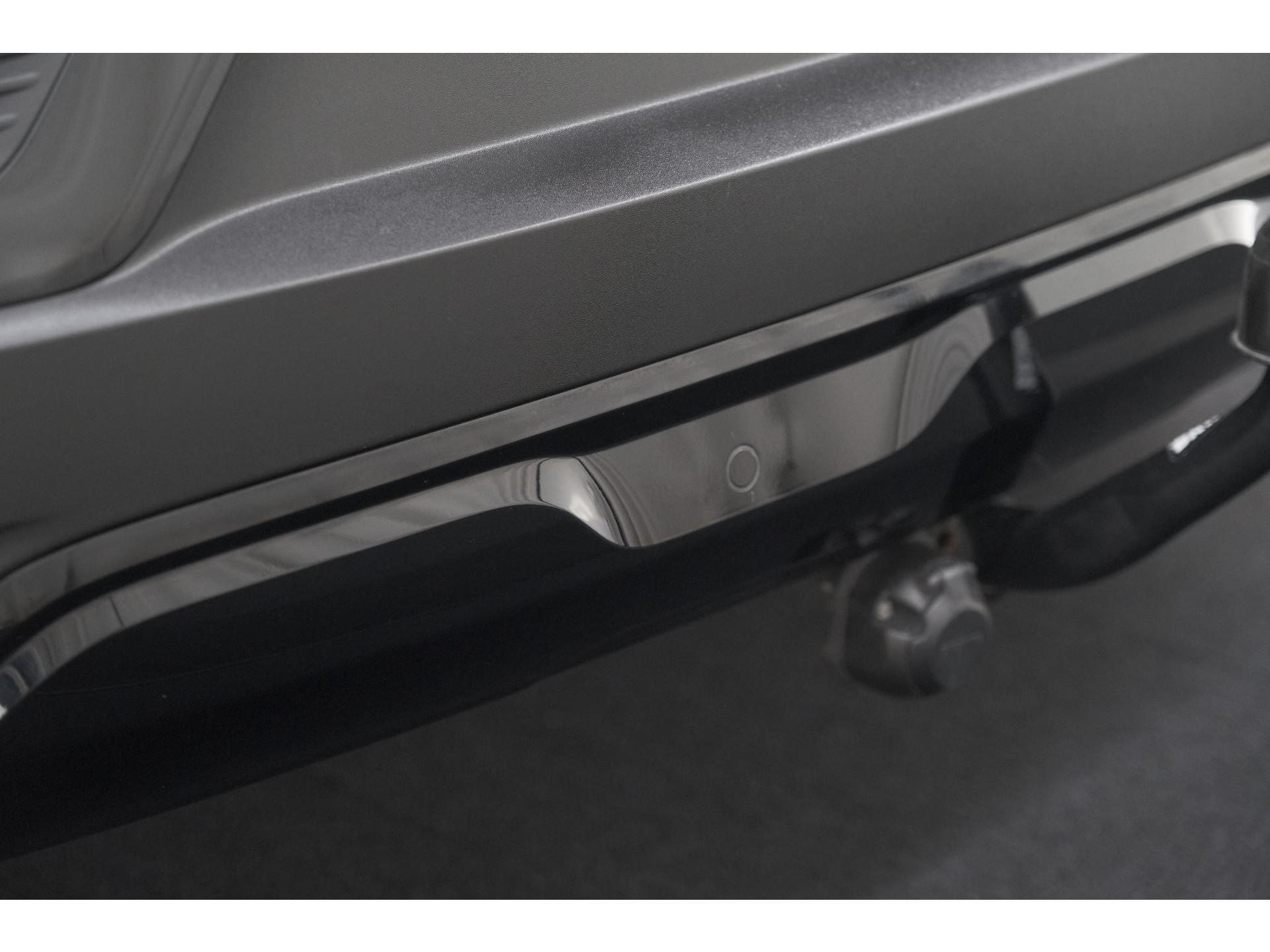 Renault Captur 1.6 E-Tech hybrid 145 SL Rive Gauche | Trekhaak | Camera | Apple Carplay | 9.3 Inch Grootscherm
