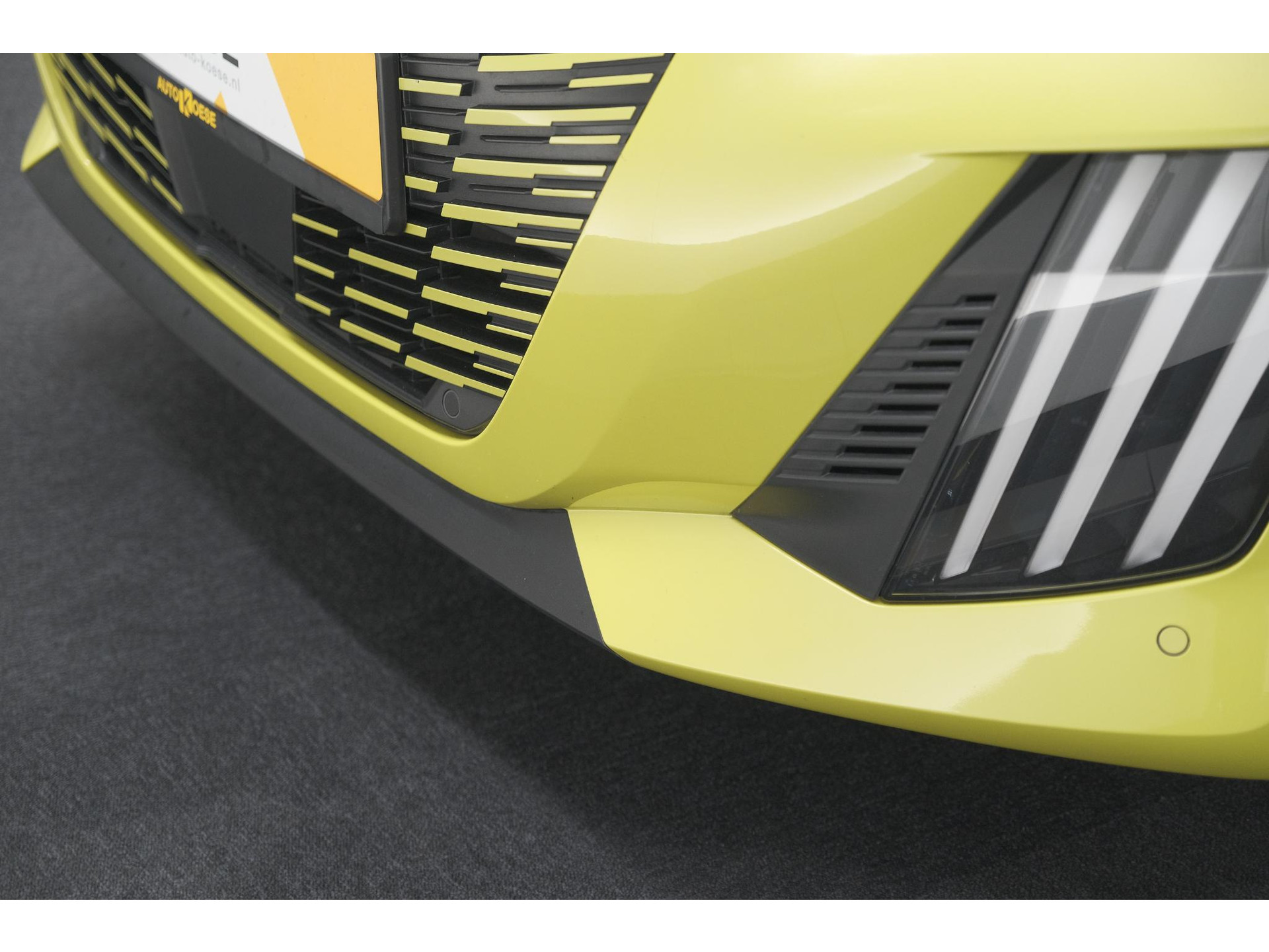 Peugeot 208 PureTech 100 Allure | Apple Carplay | Parkeersensoren | Climate Control