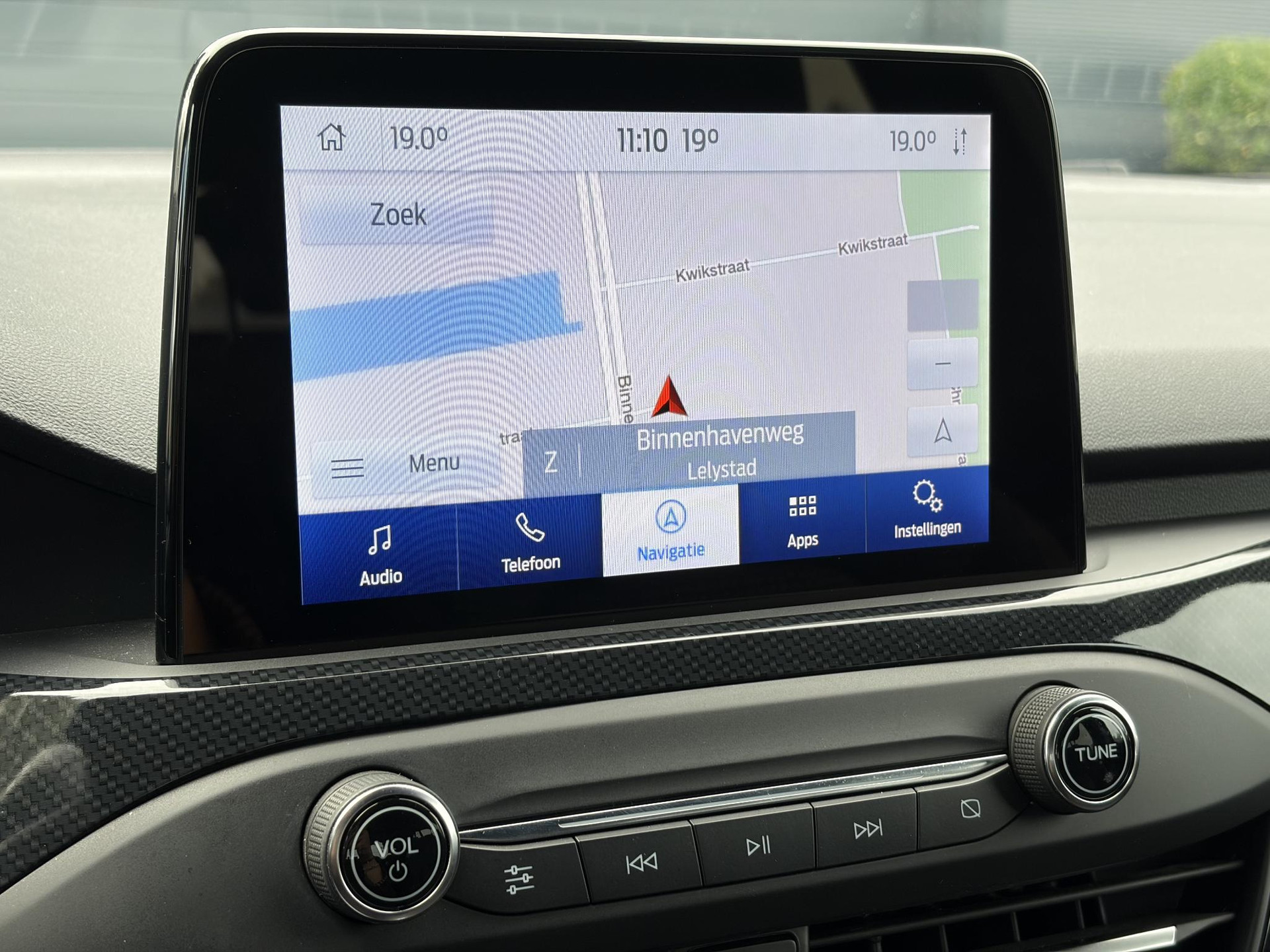 Ford Focus 1.0 EcoBoost ST Line Business 2e Eigenaar l Navi l Clima l Cruise l 125pk l Keyless l Pdc V+A l 18 '' Lmv  l N.A.P l Apk tot 02-2028
