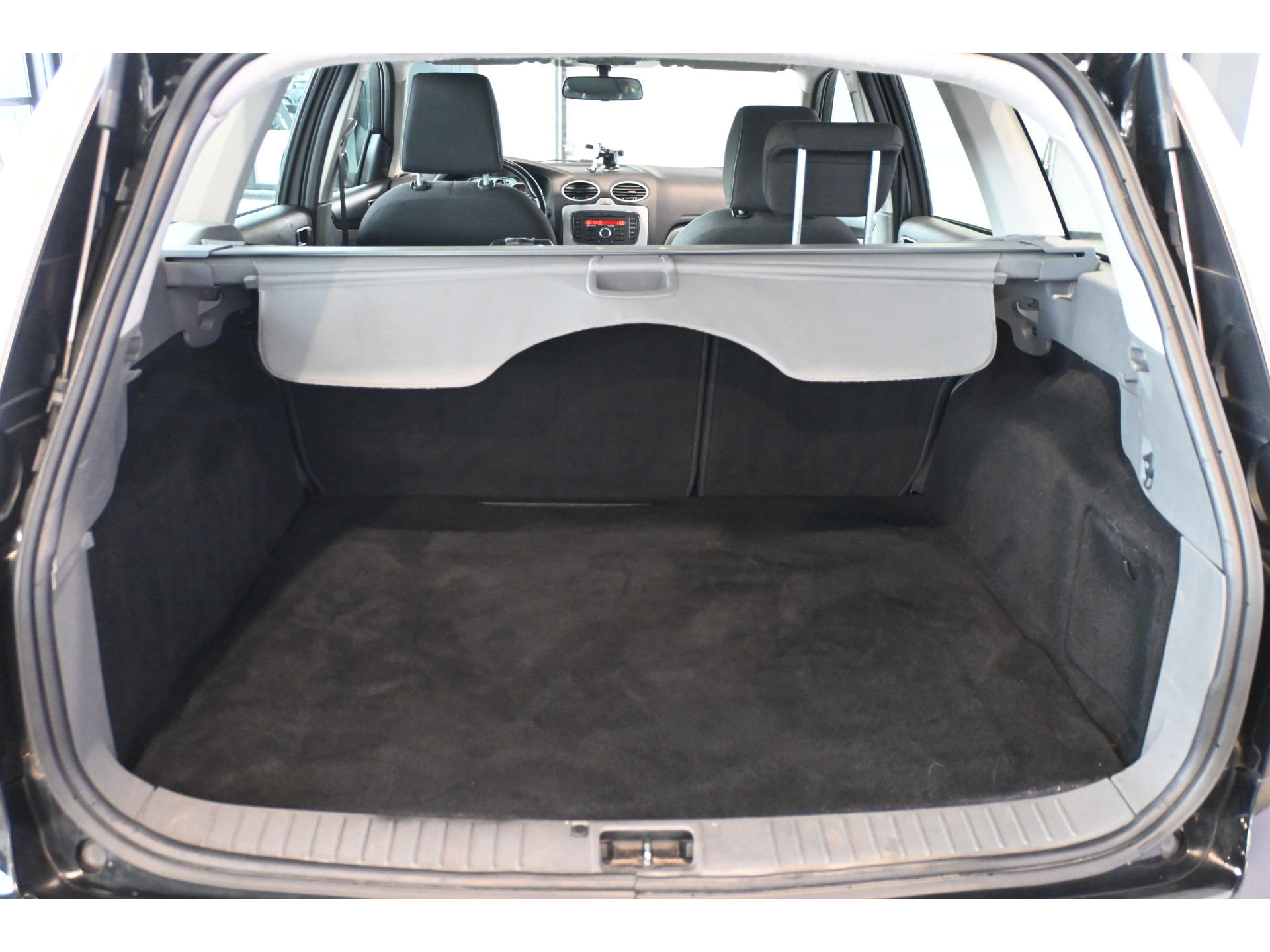 Ford Focus Wagon 1.6 Comfort Airco Cruise control Elektrisch pakket Rijklaarprijs! Inruil Mogelijk!