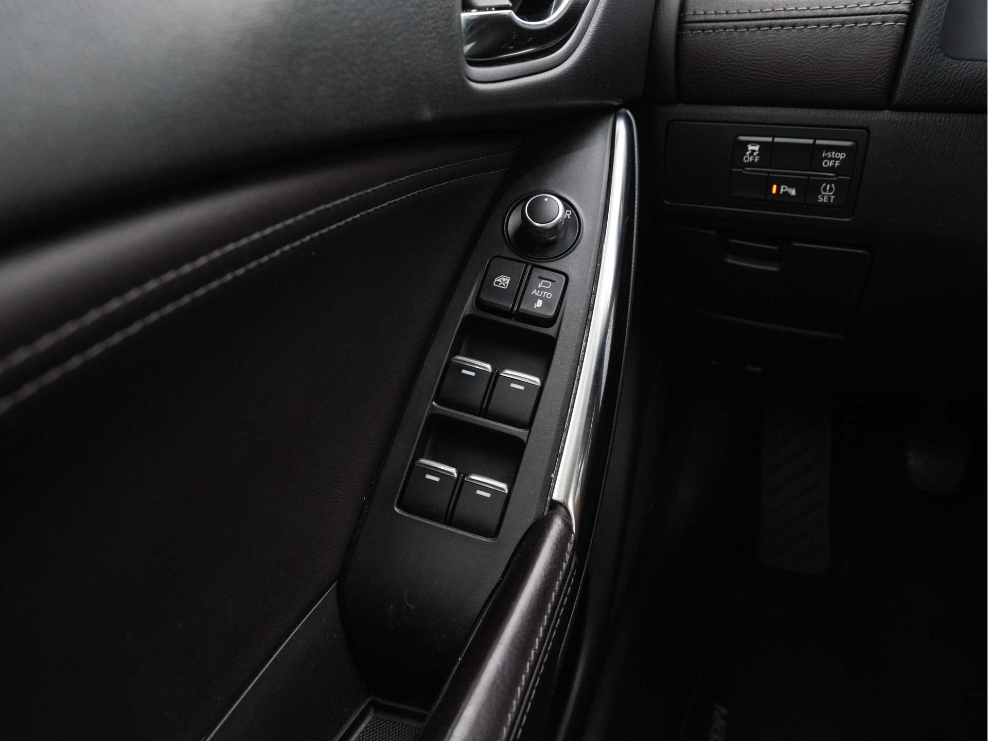 Mazda 6 Sportbreak 2.2D SkyActiv-D 150 Skylease GT (INCL-BTW) *LEATHER | FULL-LED | NAVI-FULLMAP | MEMORY-PACK | BOSE-AUDIO | BLIND-SPOT | CAMERA | KEYLESS | ECC | HEATED-SPORTSEATS | PDC | CRUISE | 17"ALU*