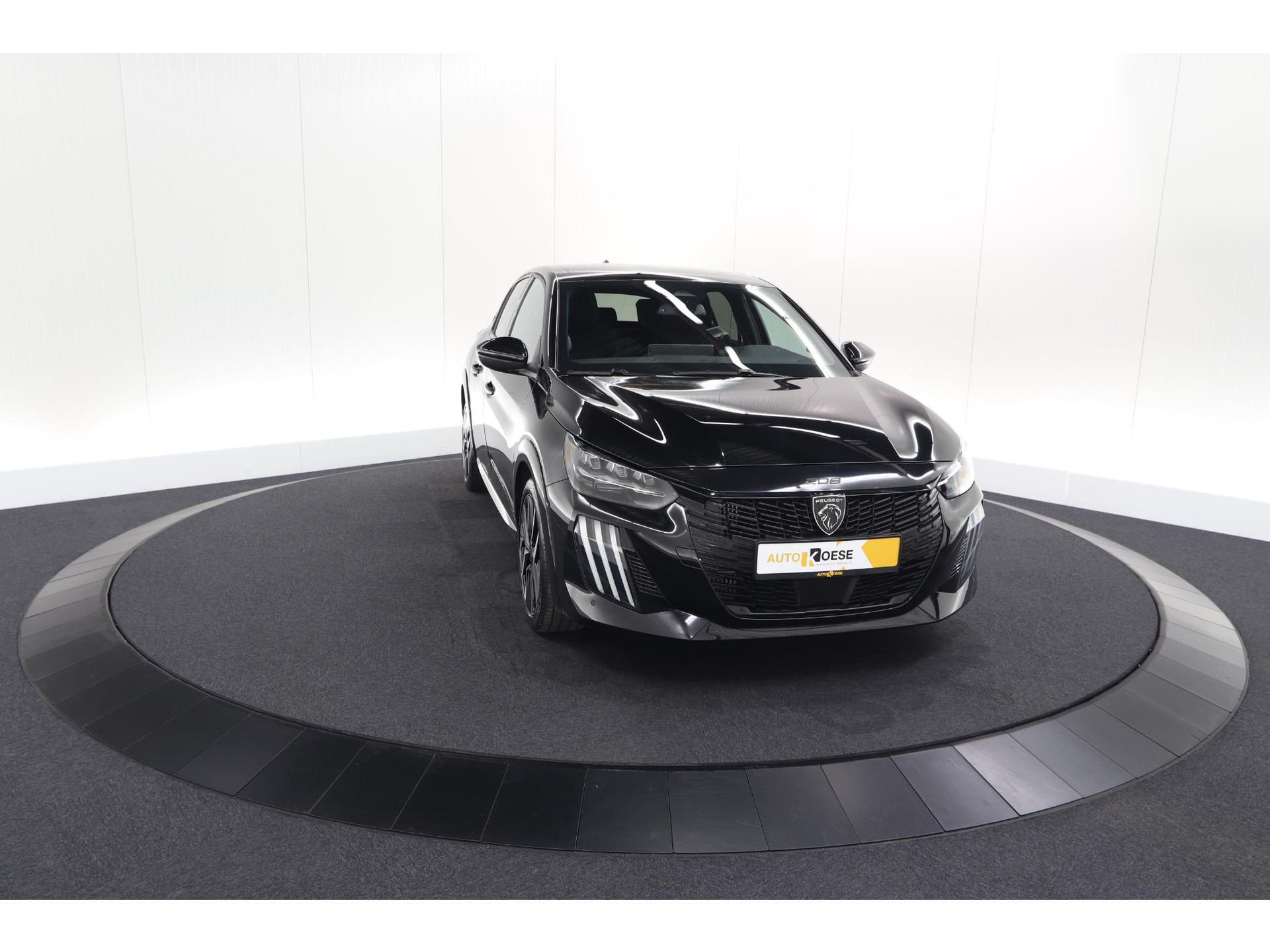 Peugeot 208 1.2 Hybrid 145 e-DCS6 GT | Alcantara Pakket | Camera | Apple Carplay | Stoelverwarming