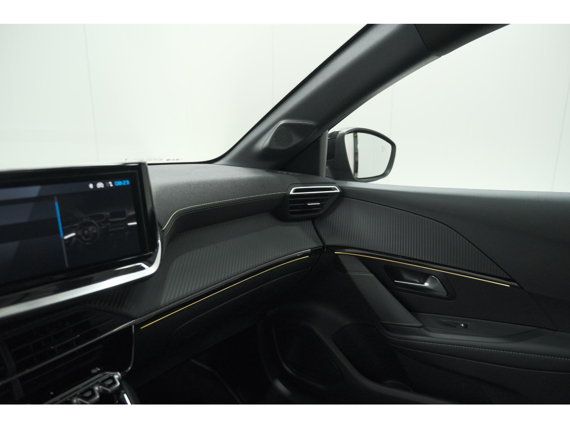 Peugeot 208 Hybrid 136 e-DCS6 GT | 360 Camera | Adaptieve Cruise Control | Dodehoekdetectie | Apple Carplay