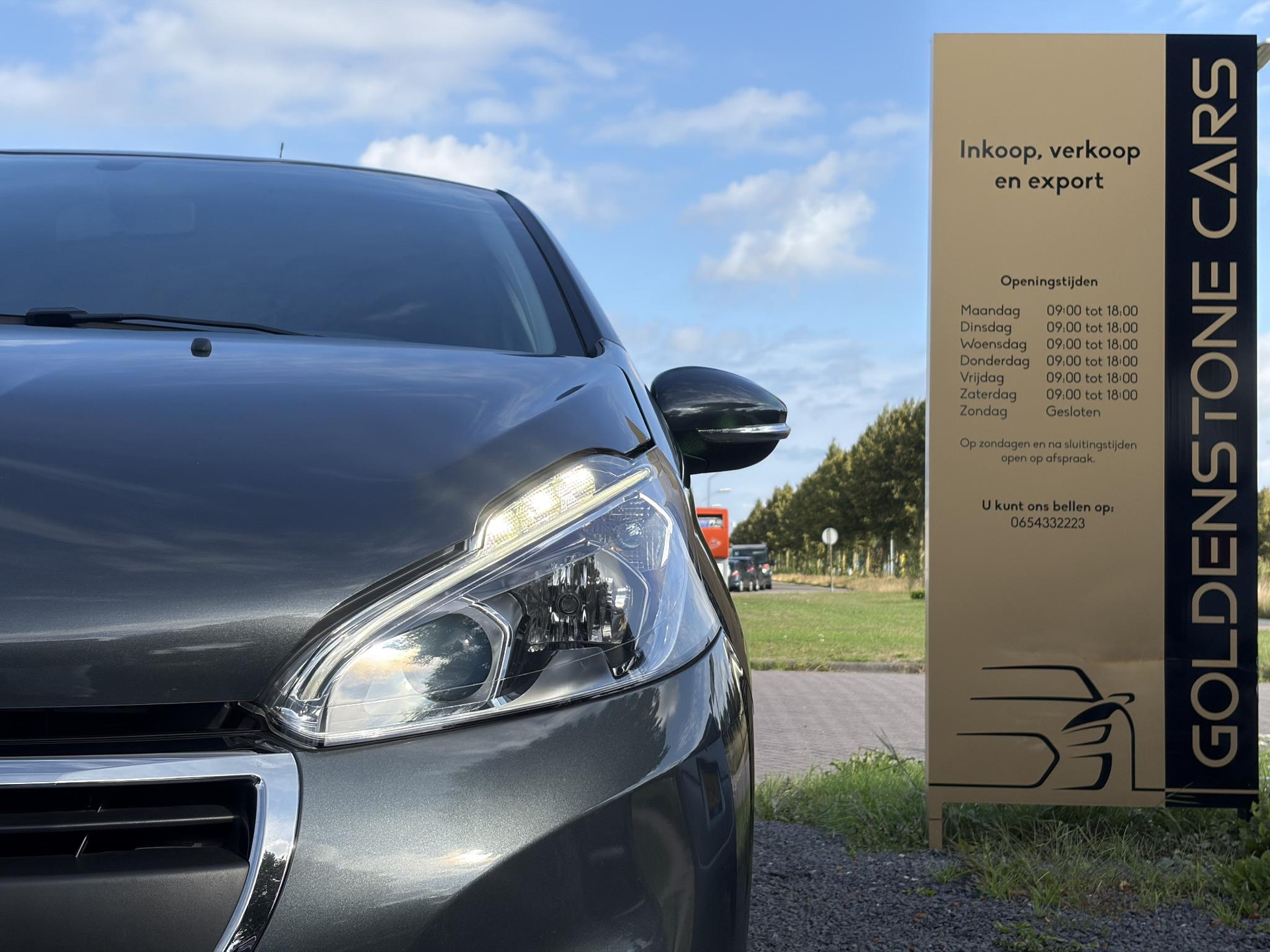 Peugeot 208 1.2 PureTech Blue Lion ✓Nieuwe D-riem✓Afn.Trekhaak✓Carplay✓Navi✓Airco✓Cruise✓Pdc✓2e Eigenaar✓Weinig Km✓5 Deurs✓N.A.P✓Apk tot 08-2027