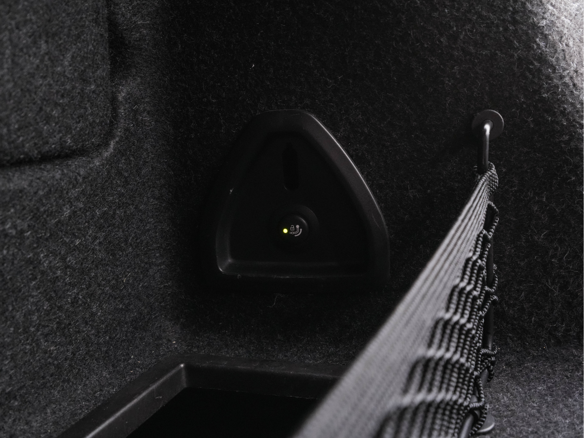 BMW 4-serie Coupé M440i xDrive High Executive Aut. *PANO | LEATHER | HARMAN/KARDON | HEAD-UP | LASER-LED | ADAPTIVE-CRUISE | TOPVIEW | MEMORY-PACK | KEYLESS | HEATED-SPORTSEATS | DAB+ | DIGI-COCKPIT | SHIFTPADDLES | TOWBAR | 19''ALU*