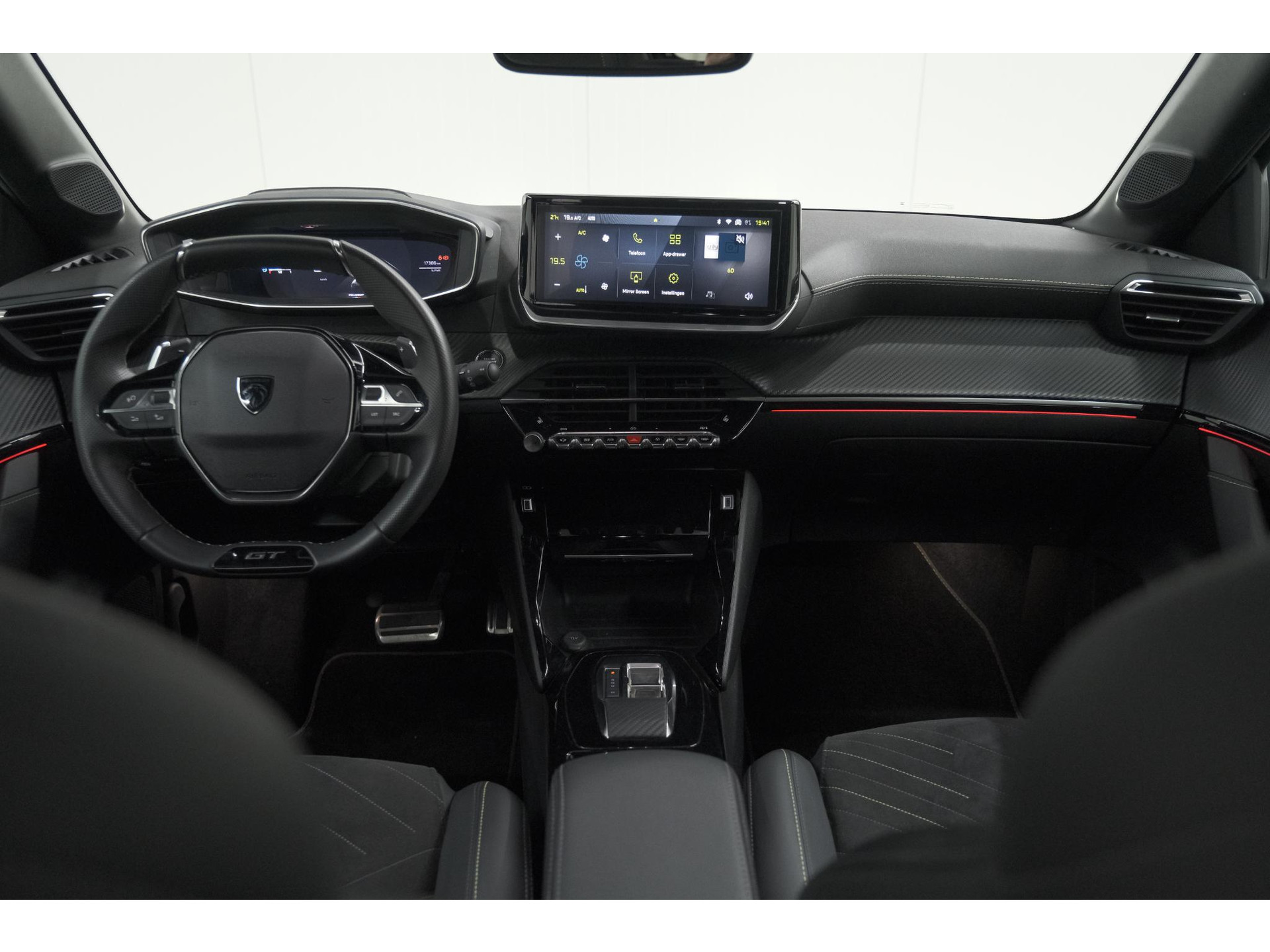 Peugeot 208 1.2 Hybrid 145 e-DCS6 GT | Alcantara Pakket | Camera | Apple Carplay | Stoelverwarming