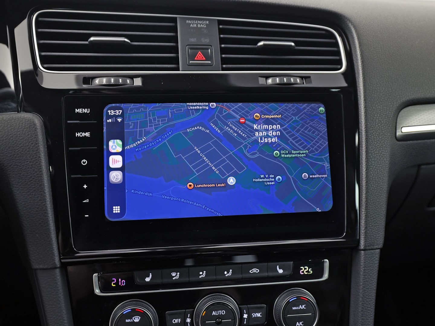 Volkswagen Golf 2.0 TSI GTI Performance 245Pk Automaat (VIRTUAL COCKPIT, APPLE CARPLAY, GROOT NAVI, MODE KNOP, DYNAUDIO, CAMERA, STOELVERWARMING, ADAPTIVE CRUISE, DODEHOEK DETECTOR, NIEUWSTAAT)