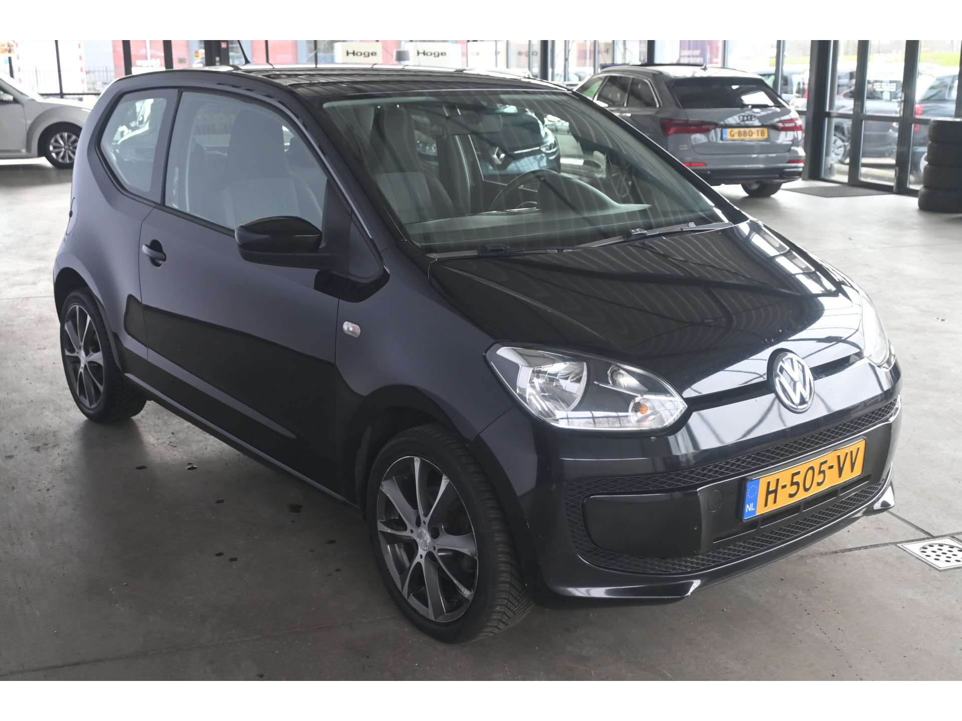 Volkswagen Up! 1.0 Move Up! Airco Elektrisch Pakket! Lichtmetaal All in Prijs! Inruil Mogelijk!