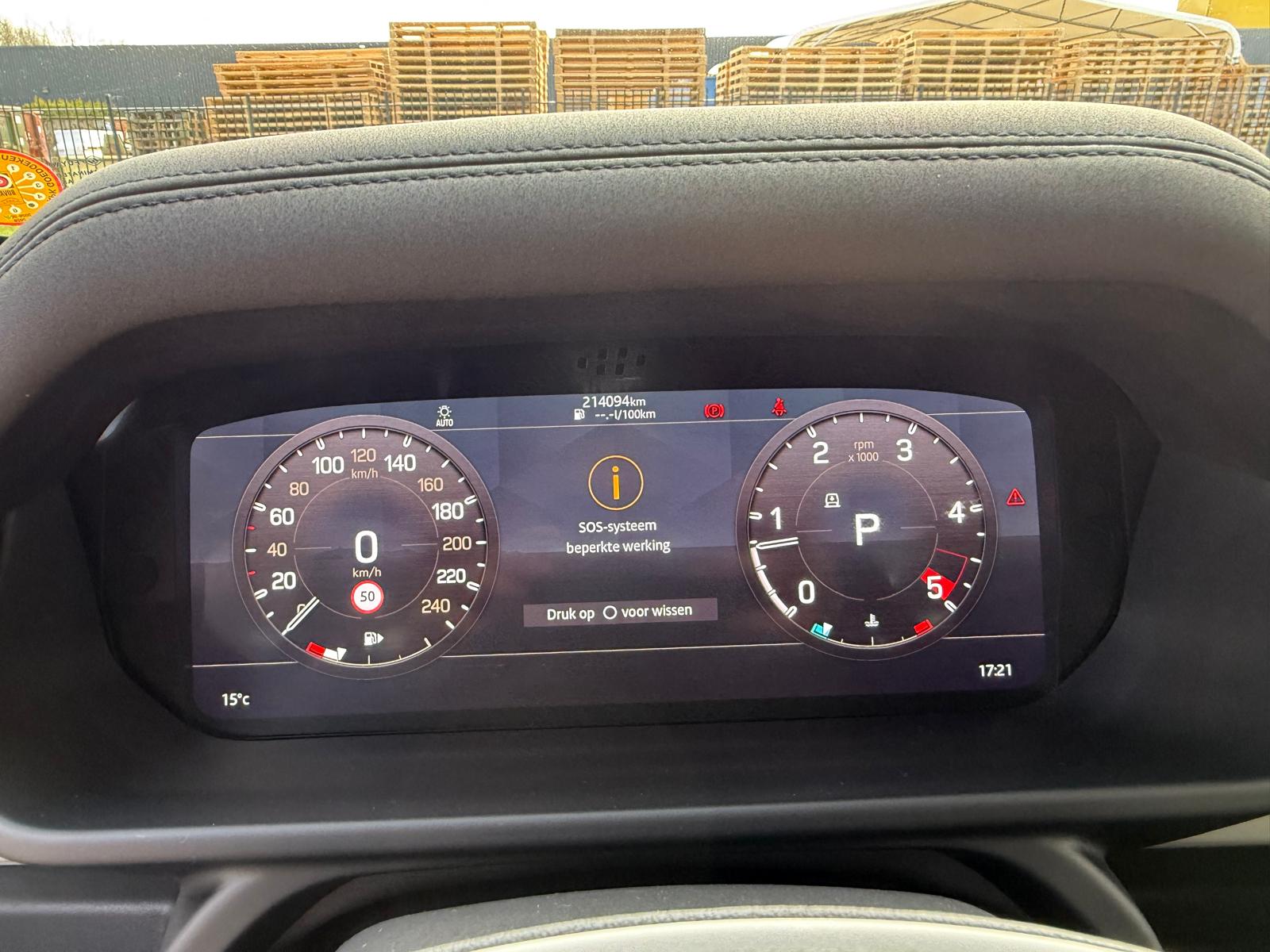 Land Rover Defender 2.0 D240 110 S | 3/6/12MND GARANTIE | GRIJSKENTEKEN| PANO | CRUISE | LED | CARPLAY | DAB | NAVI | LMV |