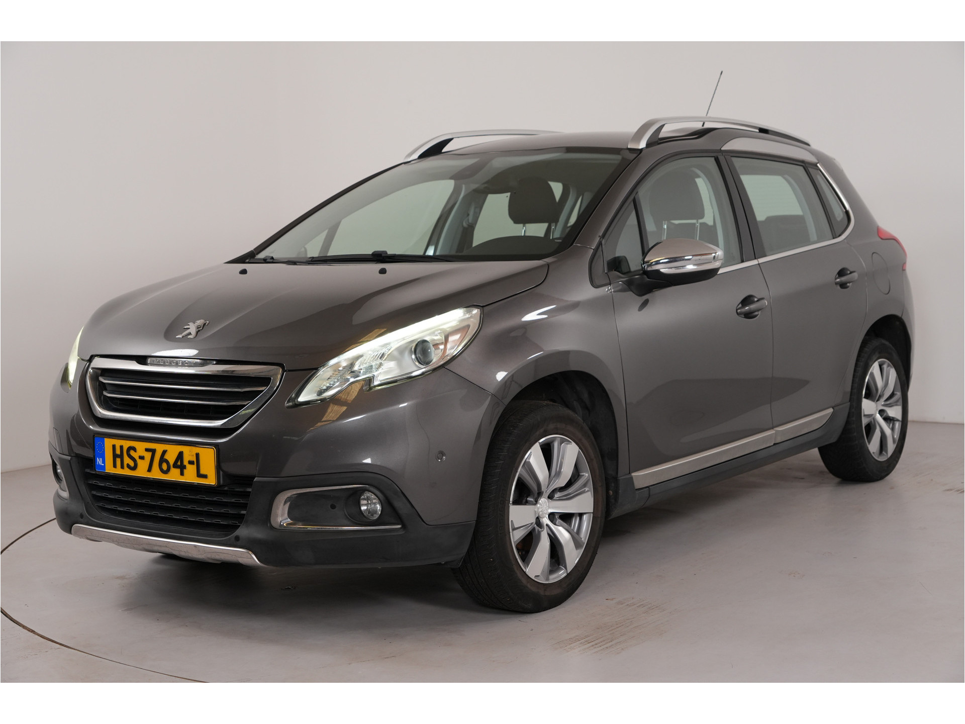 Peugeot 2008 1.2 PureTech Allure | Trekhaak | Cruise | Navi | Climate |