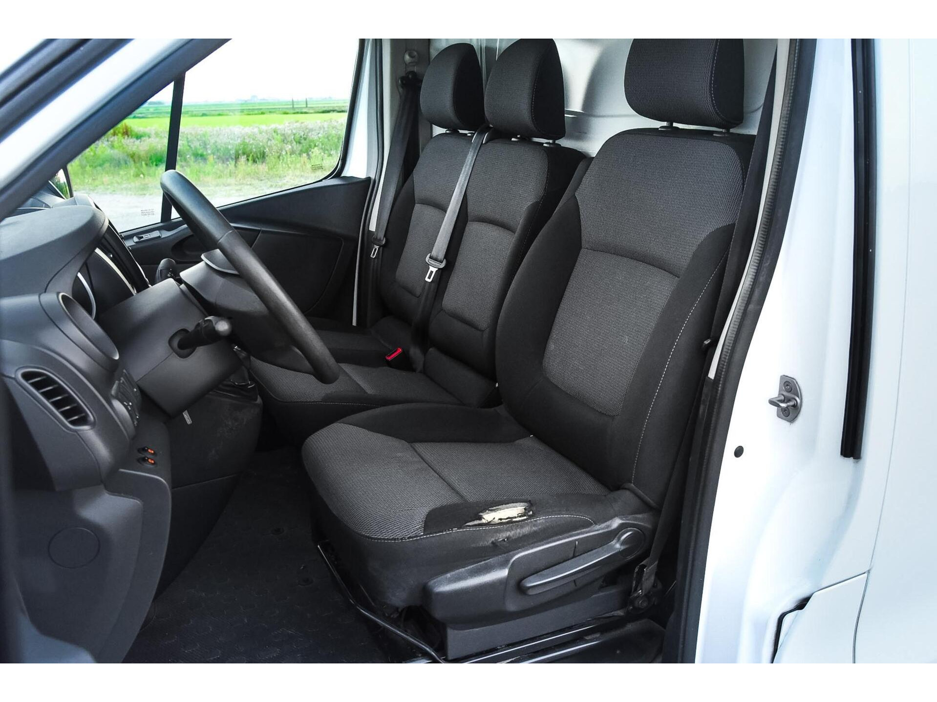 Renault Trafic 1.6 dCi T29 L1H1 Comfort Werklicht + Omvormer