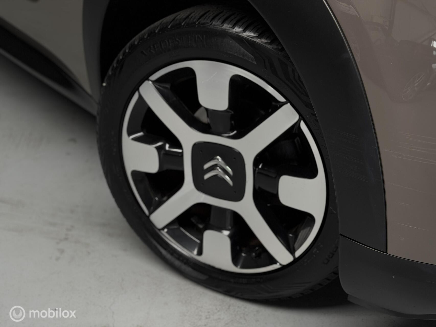 Citroën C4 Cactus 1.2 PureTech Shine|Automaat|NAP|Camera|Navi