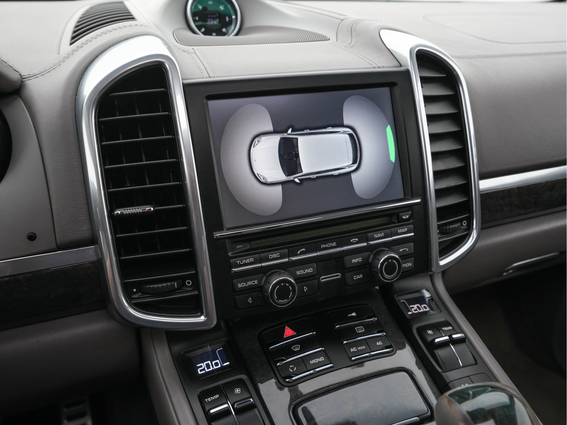 Porsche Cayenne 4.8 Turbo AWD Aut. *PANO | LEATHER | BURMESTER-SURROUND | BI-XENON | MEMORY-PACK | NAVI-FULLMAP | ADAPTIVE-CRUISE | AIR-SUSPENSION | CAMERA | SPORT-SEATS |  20''ALU*