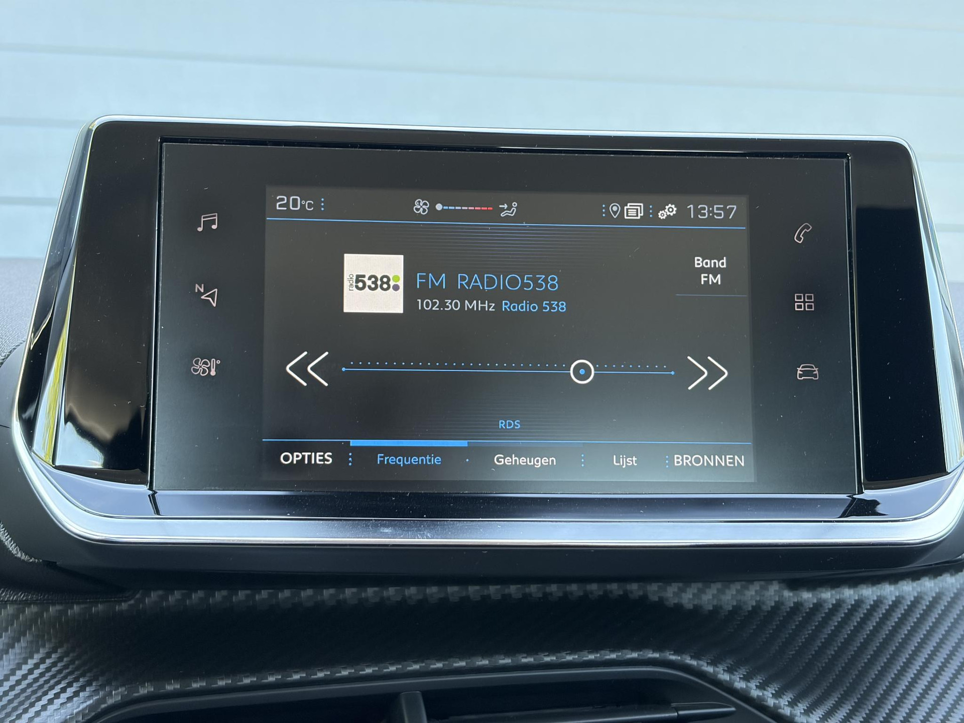 Peugeot 208 1.2 PureTech Blue Lease Active 2e Eigenaar,Navi,D-riem vv 07-2025,Pdc,Clima,Cruise,Rijstrooksensor,N.A.P,Bj 12-2019,Apk tot 08-2027