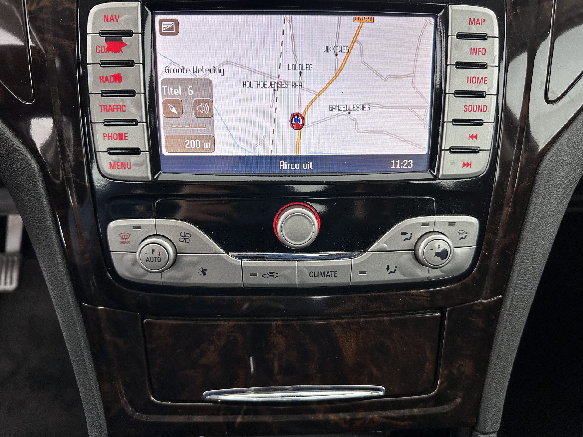 Ford Mondeo 2.0-16V Ghia *NAVI-FULLMAP | ECC | PDC | CRUISE | COMFORT-SEATS | 16"ALU*