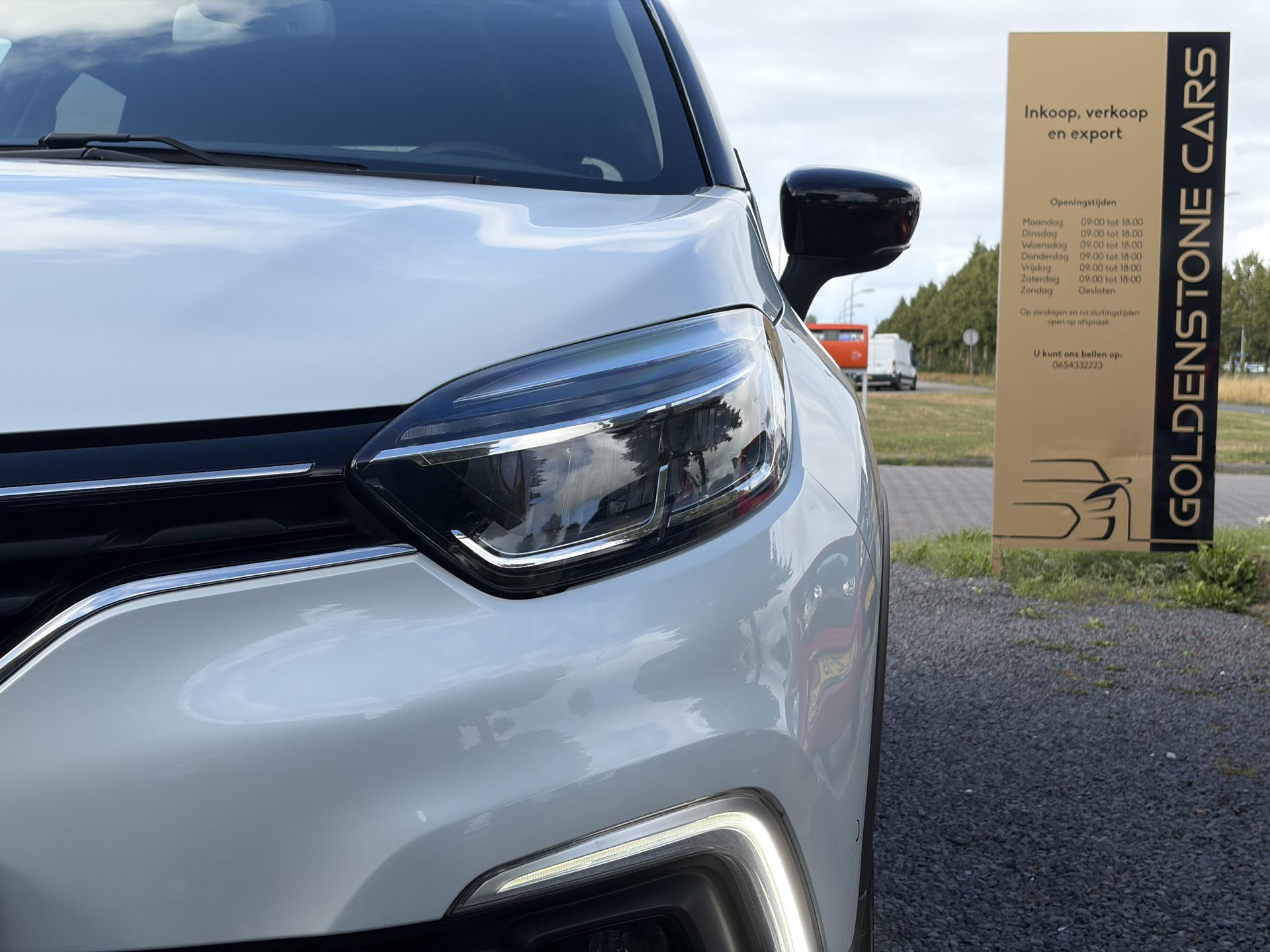 Renault Captur 0.9 TCe Intens ✓1e Eigenaar✓Camera ✓Keyless✓Airco✓Cruise✓Dealer Onderhouden✓LED koplampen✓Dodehoeksensor✓17'' Lm velgen✓Pdc V+A✓N.A.P✓Bj 12-2017✓Apk tot 01-2027