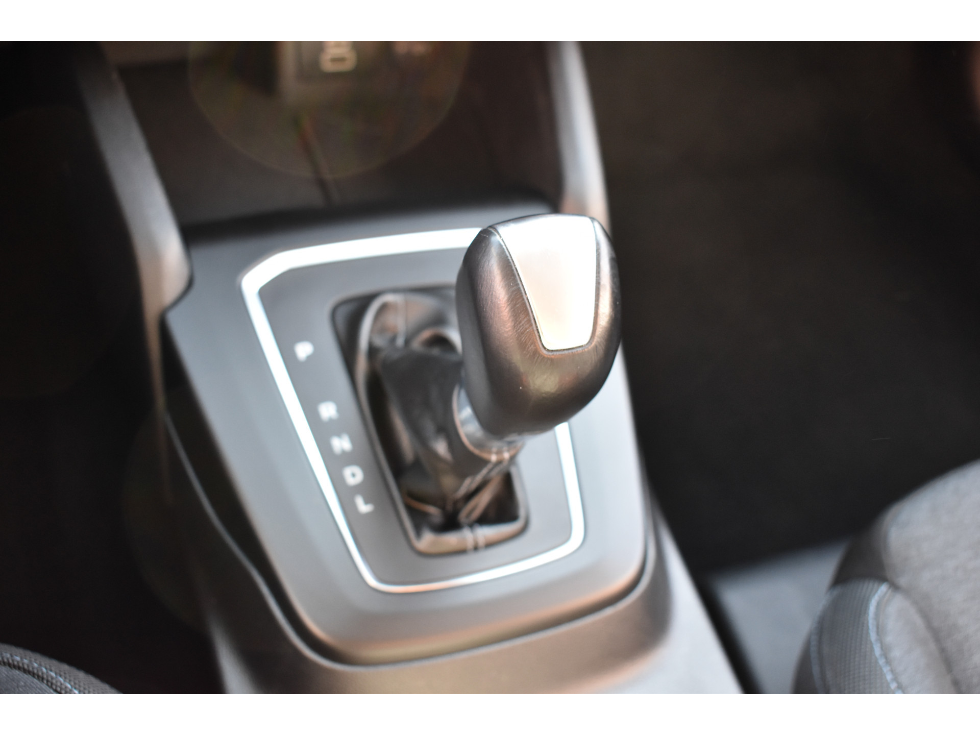 Ford Focus 1.0 92 kW AT Active MHEV Automaat Navigatie Pdc Stoel/stuur verwarming