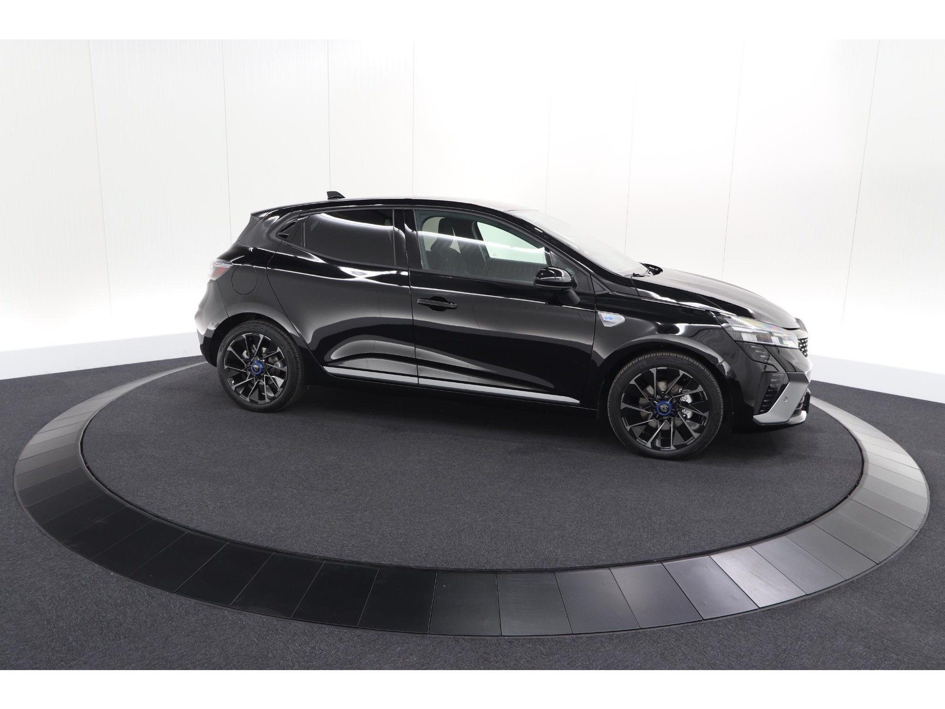 Renault Clio 1.6 E-Tech Full Hybrid 145 esprit Alpine | 360 Camera | Adaptieve Cruise Control | Dodehoekdetectie | 9.3 Inch Infotainmentscherm