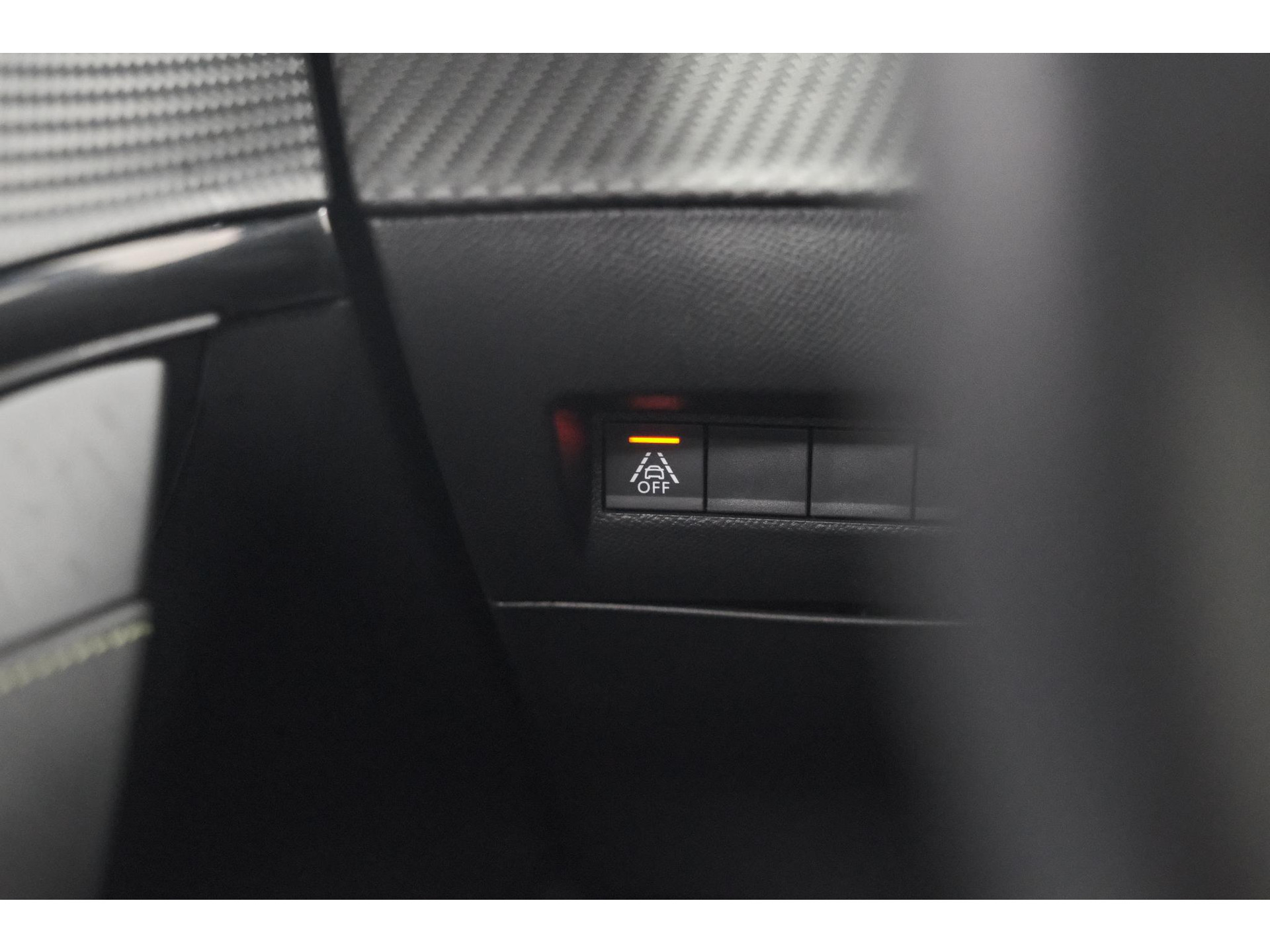 Peugeot 208 PureTech 100 GT | Camera | Adaptieve Cruise Control | Navigatie | Apple Carplay