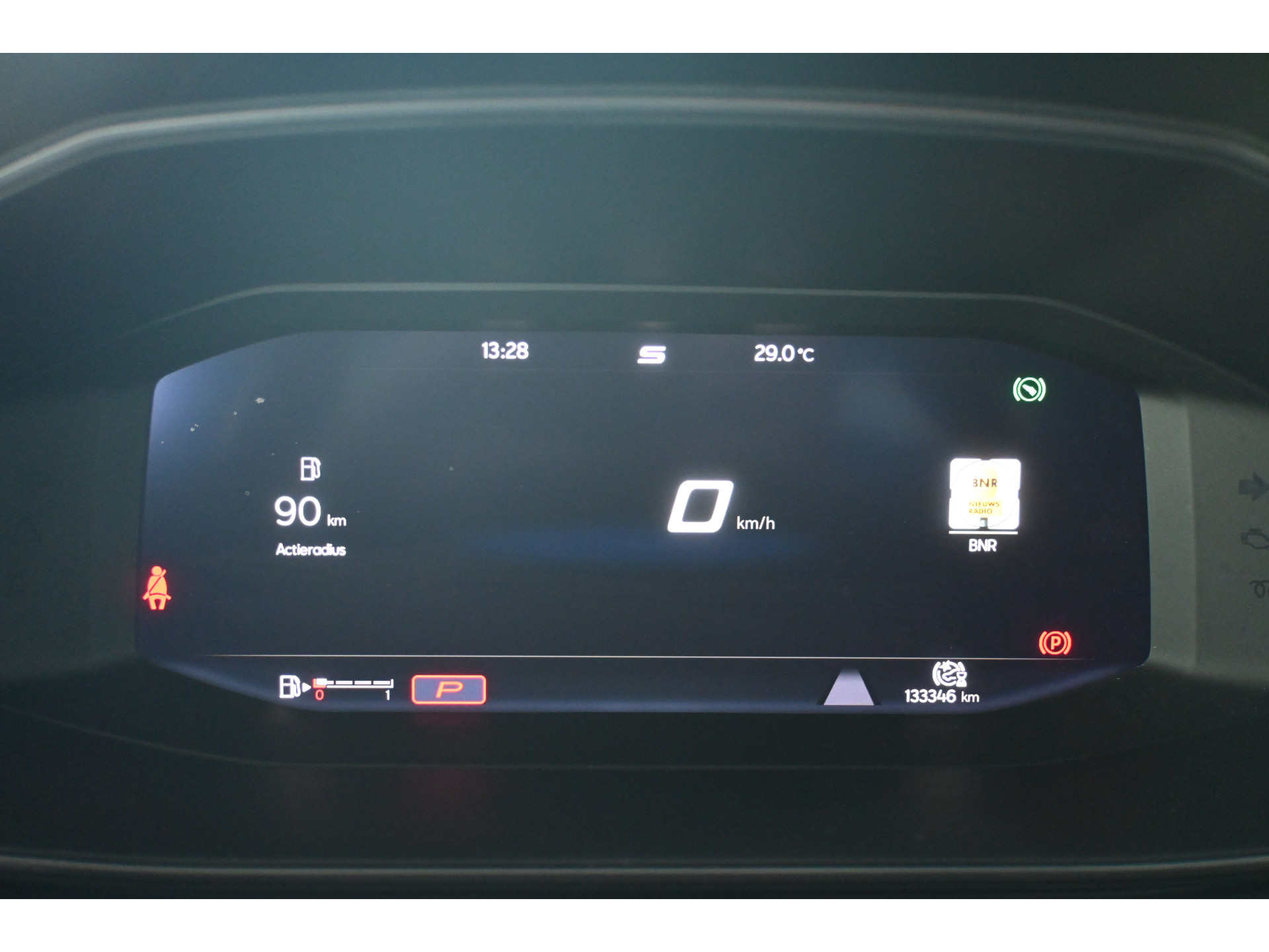 CUPRA Formentor 1.5 TSI Automaat Clima Adaptieve cruise Navigatie Apple carplay Trekhaak PDC Inruil mogelijk