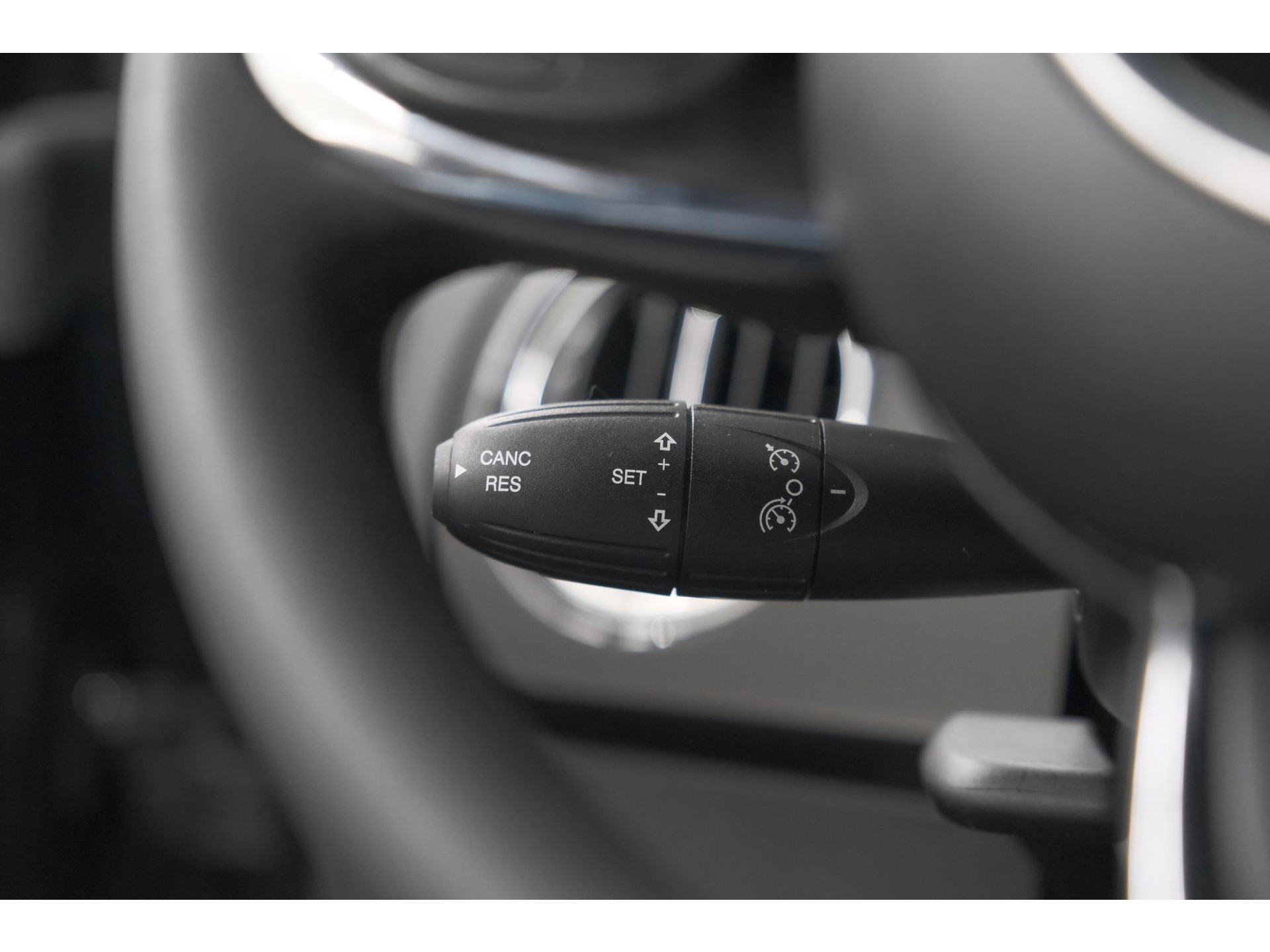Fiat 500 C 1.0 Hybrid Dolcevita | Apple Carplay | Parkeersensoren | Climate Control