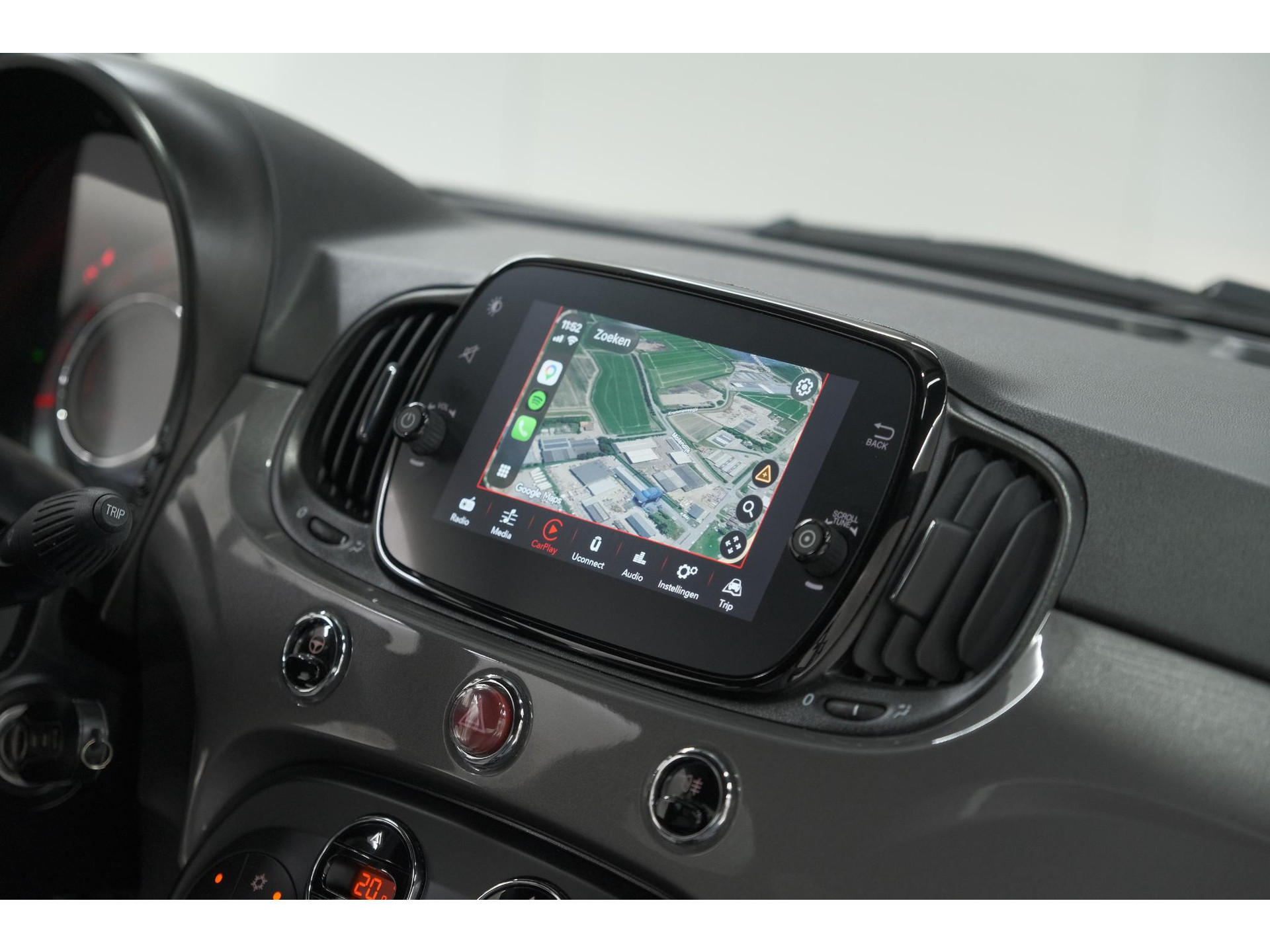 Fiat 500 C 1.0 Hybrid Dolcevita | Apple Carplay | Parkeersensoren | Climate control
