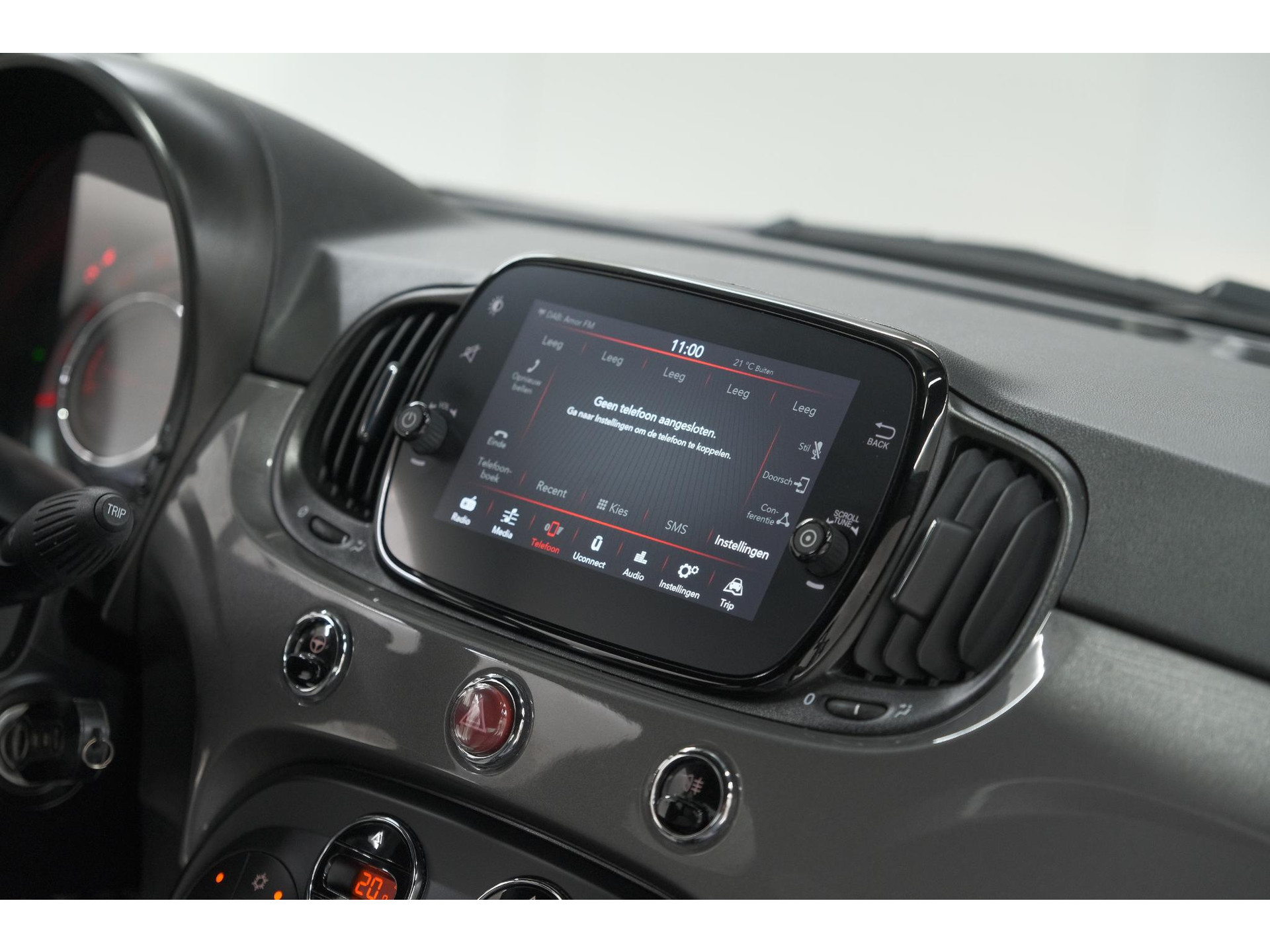 Fiat 500 C 1.0 Hybrid Dolcevita | Apple Carplay | Parkeersensoren | Climate control