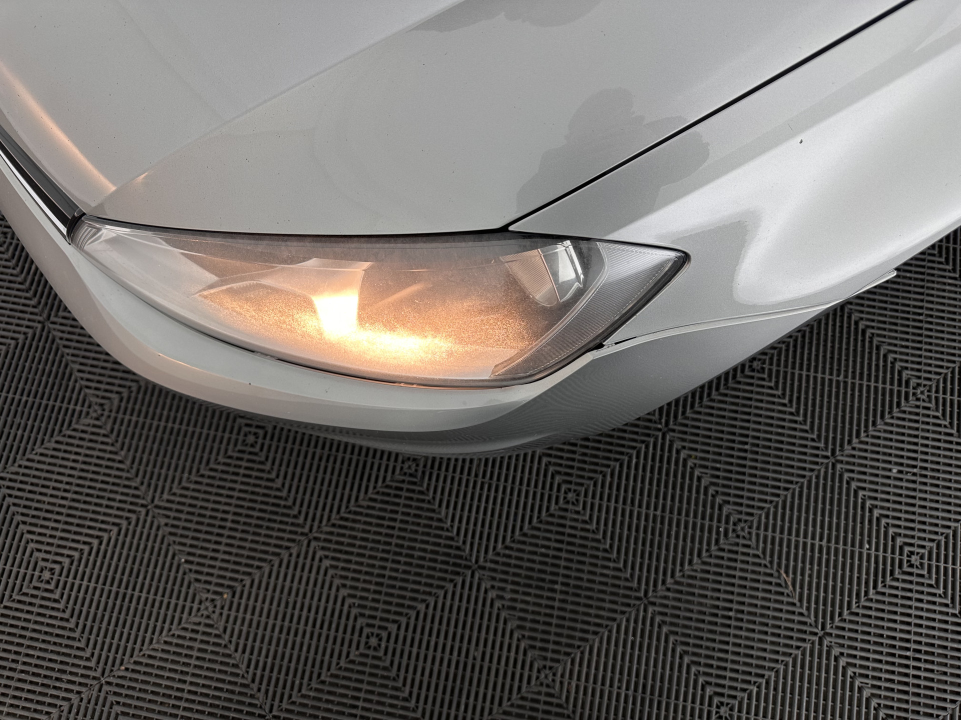 Volkswagen Golf 1.6 TDI Trendline Bluemotion (INCL.BTW) *NAVI-FULLMAP | AIRCO | CRUISE | COMFORT-SEATS | 15''ALU | TOWBAR*