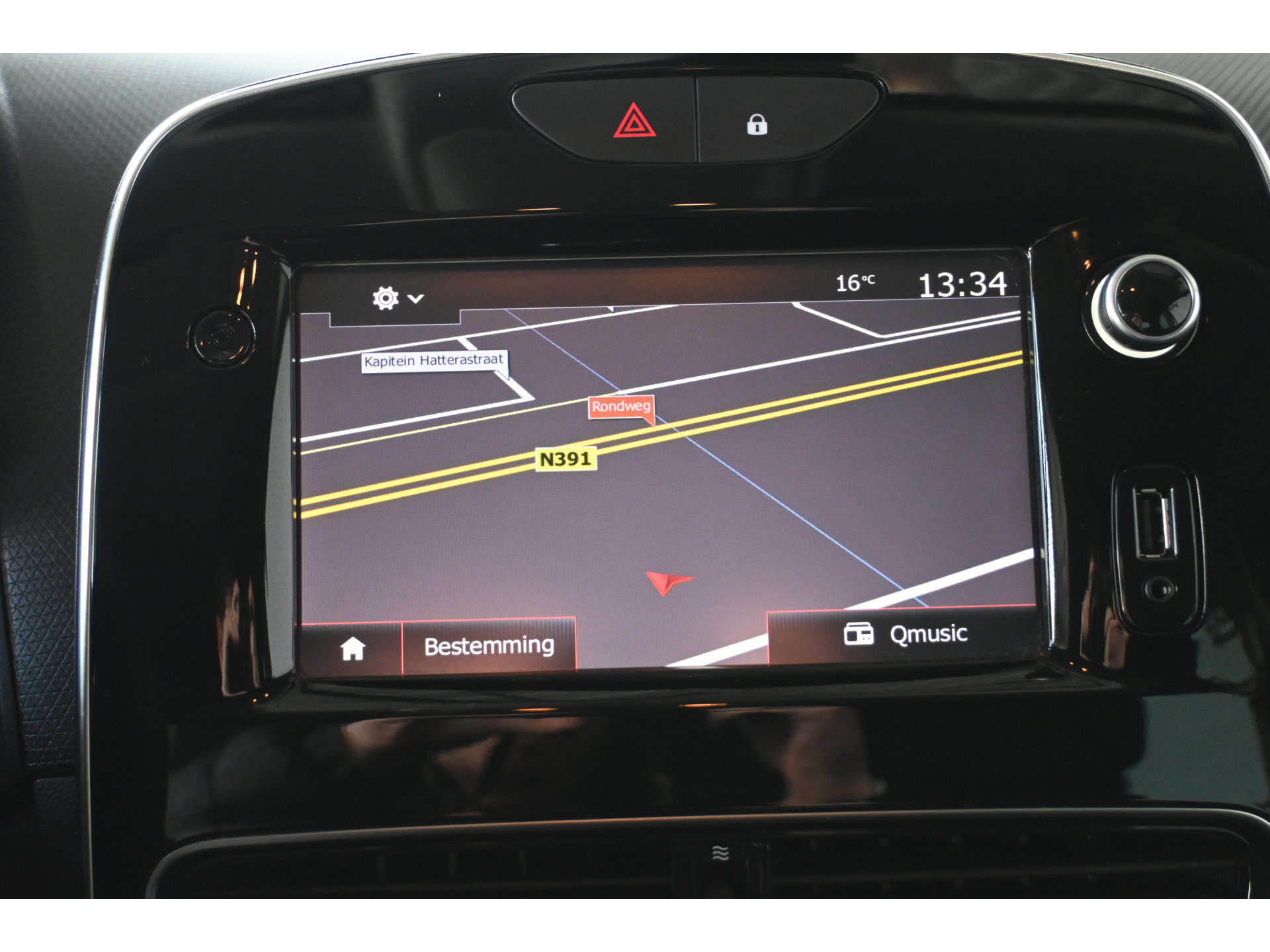 Renault Clio 1.5 dCi Limited Airco LED Navigatie Goed Onderhouden! Rijklaarprijs! Inruil Mogelijk!