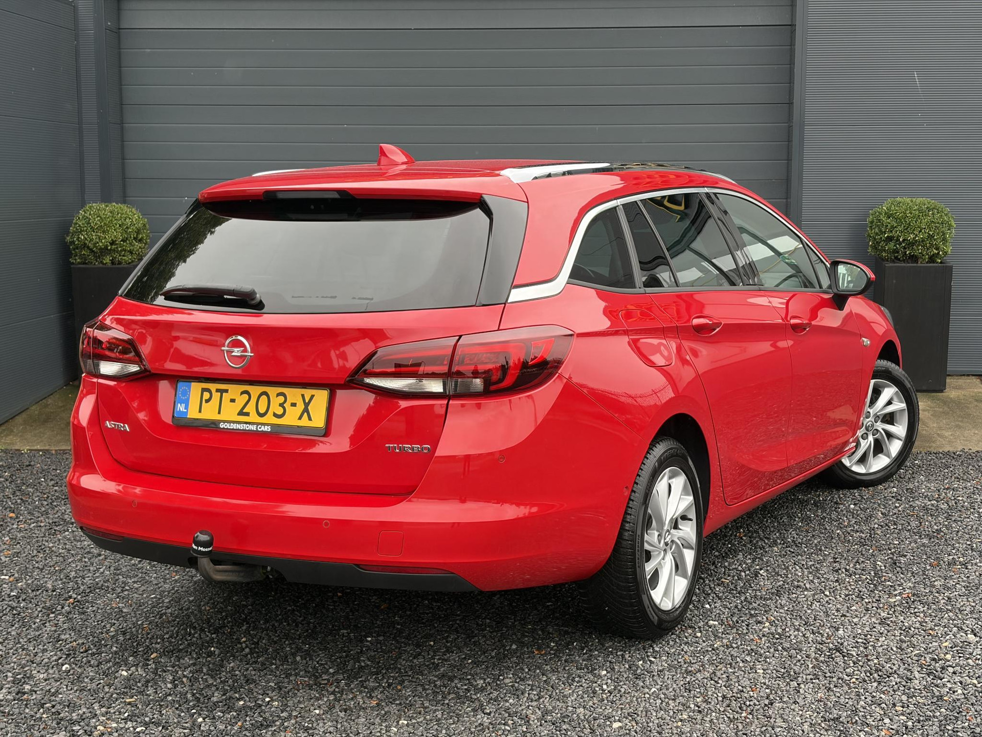 Opel Astra Sports Tourer 1.4 Innovation Dealer Onderhouden l 150pk l Carplay l 2e Eigenaar l Camera l Trekhaak l Keyless l Navi l Halfleder l Pdc V+A l 6 Bak l Clima l Cruise l Rijstrooksensor l Dodehoeksensor l N.A.P l Apk tot 01-2027