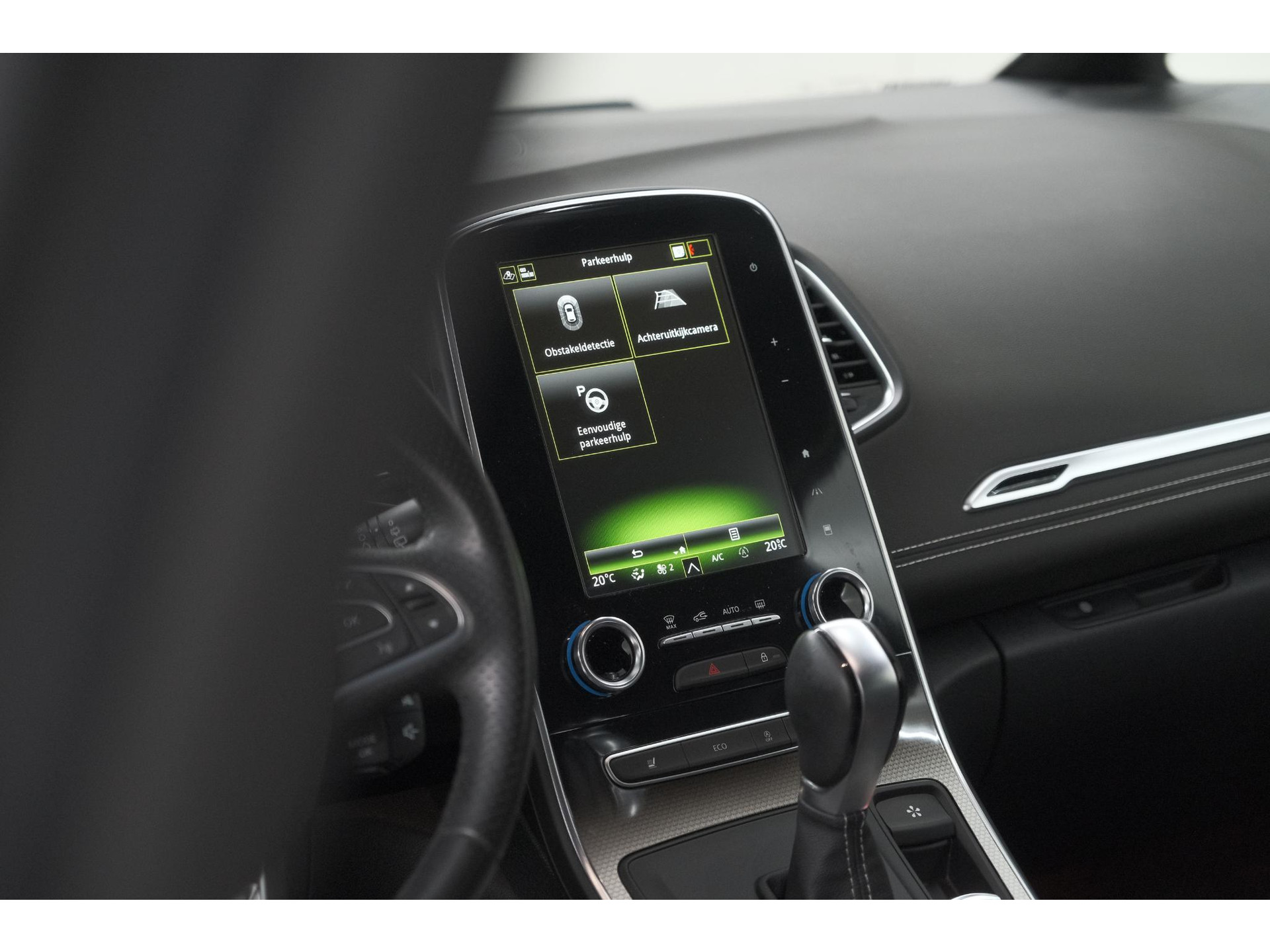 Renault Scénic TCE 160 EDC Black Edition | Trekhaak | Adaptieve Cruise Control | BOSE Premium Audio | Panoramadak
