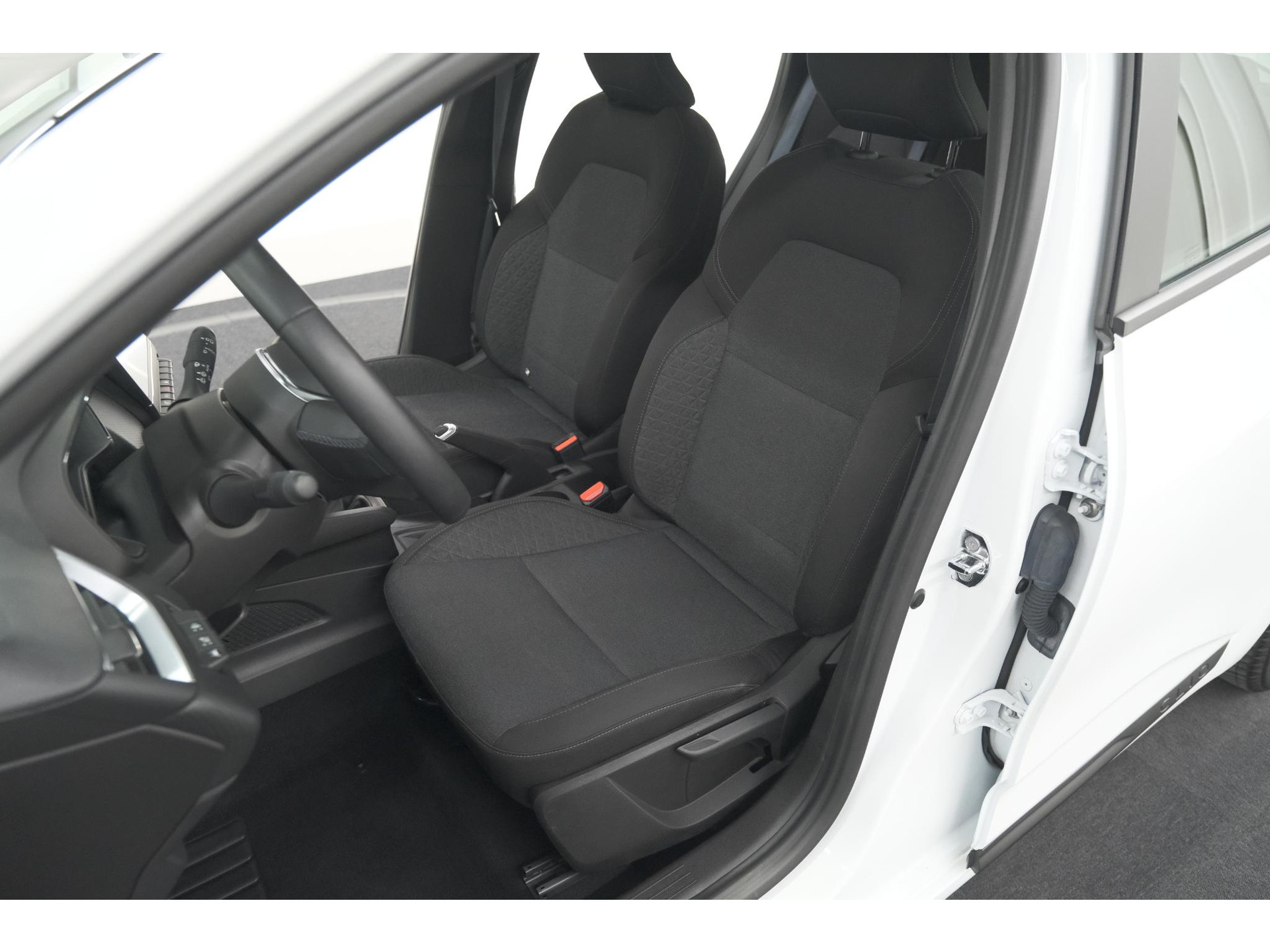 Renault Clio TCe 90 Equilibre | Parkeersensoren | Apple Carplay | Cruise Control | Airco