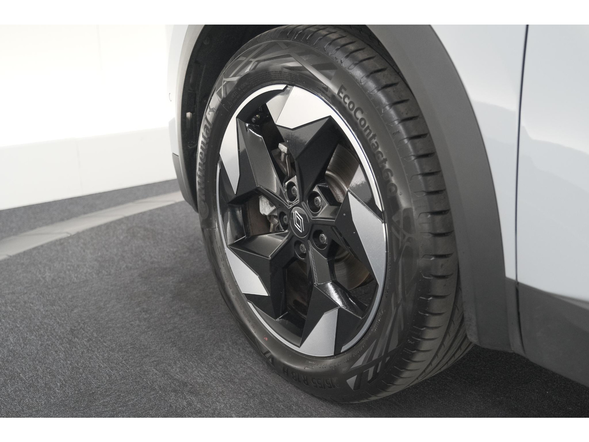 Renault Captur 1.8 E-Tech full hybrid 160 techno | Camera | Adaptieve Cruise Control | Navigatie