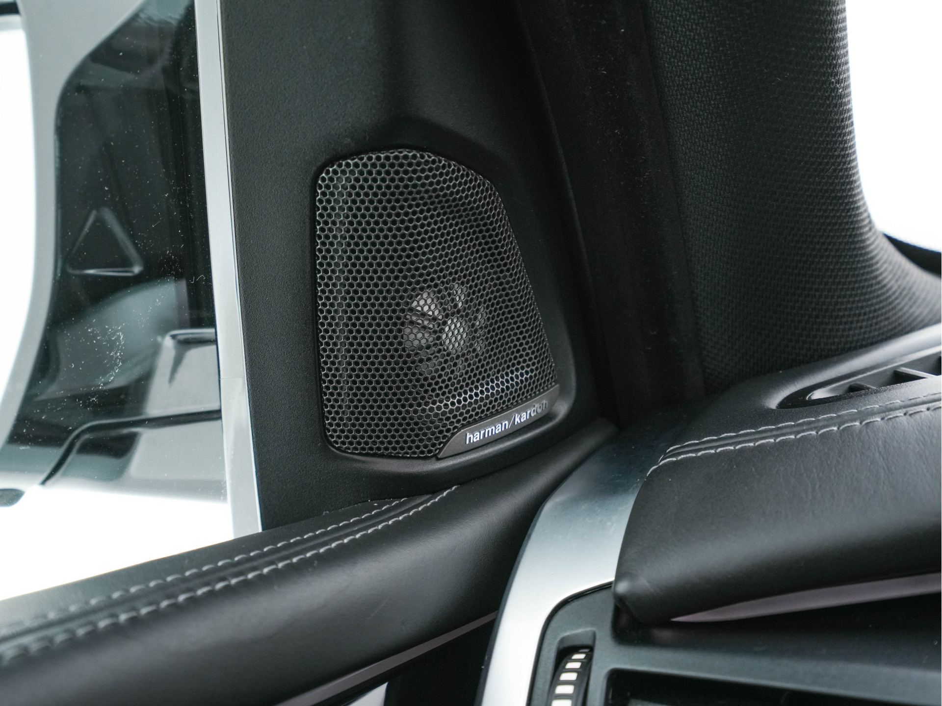 BMW X5 M High Executive M-Sportpack Aut. *PANO | HEAD-UP | LEATHER | FULL-LED | NAVI-FULLMAP | MEMORY-PACK | HARMAN/KARDON-AUDIO | KEYLESS | CAMERA | HEATED-COMFORTSEATS | SHIFTPADDLES | TOWBAR | 20''ALU*