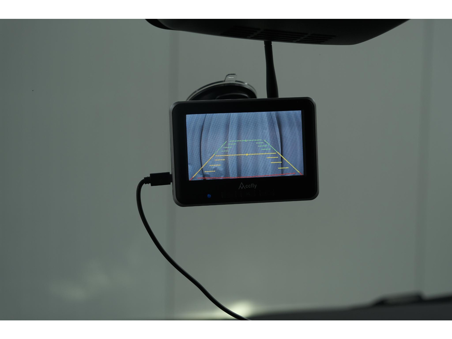 Renault Trafic 2.0 dCi 110 T30 L2H1 Work Edition | Trekhaak | Camera | Navigatie | Sidebars | Betimmering Laadruimte